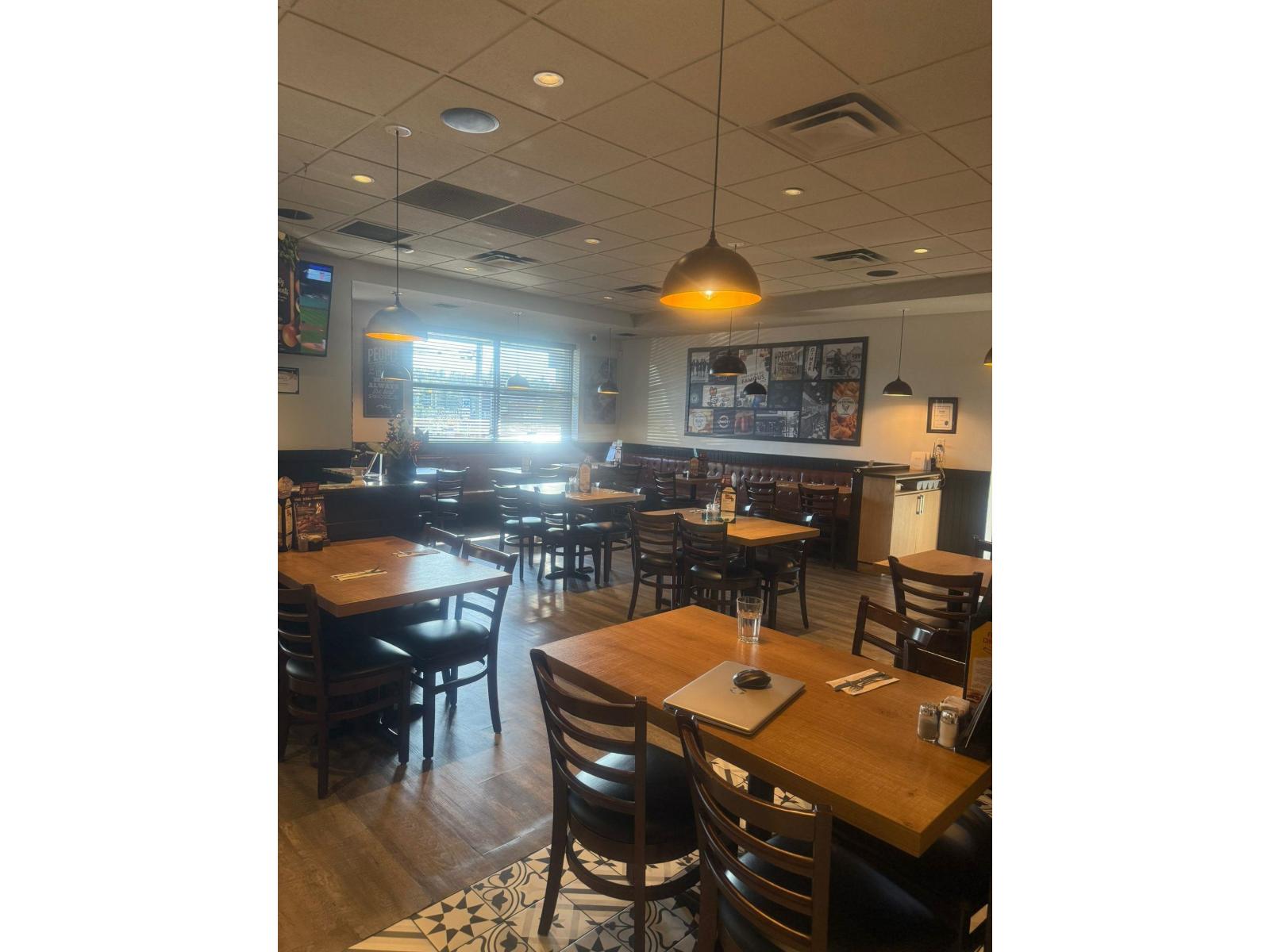 1598 Confidential, Abbotsford, British Columbia  V0V 0V0 - Photo 3 - C8076842