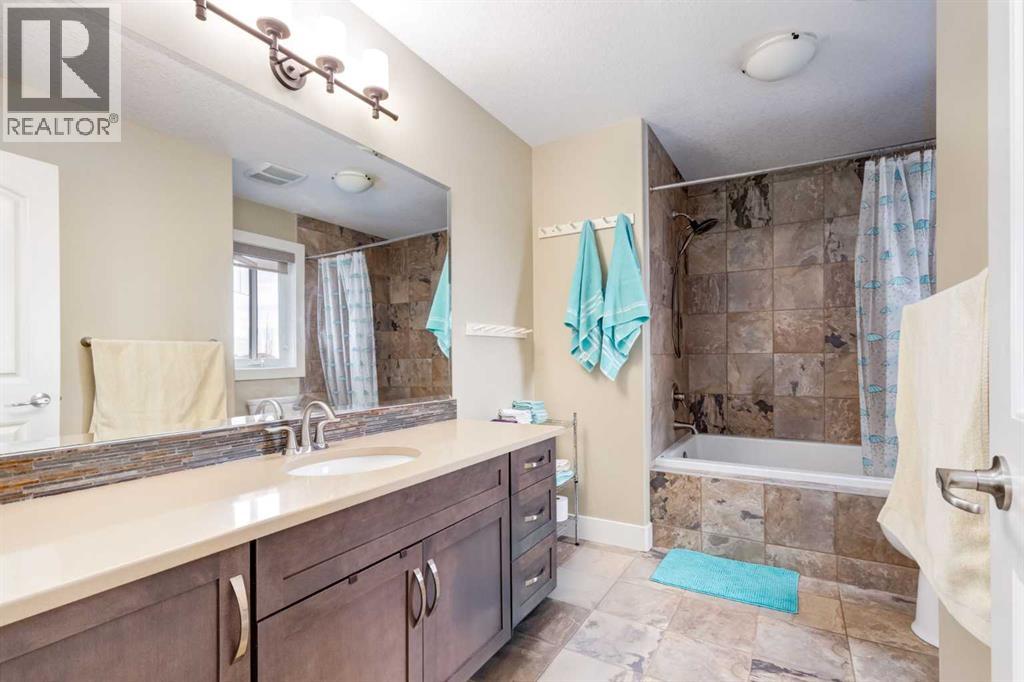 55 Monterra Cove, Rural Rocky View County, Alberta  T4C 0G7 - Photo 26 - A2290601