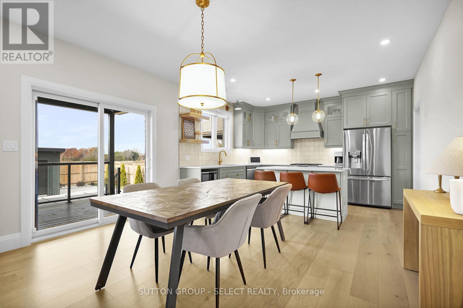 173 Collins Way, Strathroy-Caradoc, Ontario  N7G 0G2 - Photo 12 - X12864014