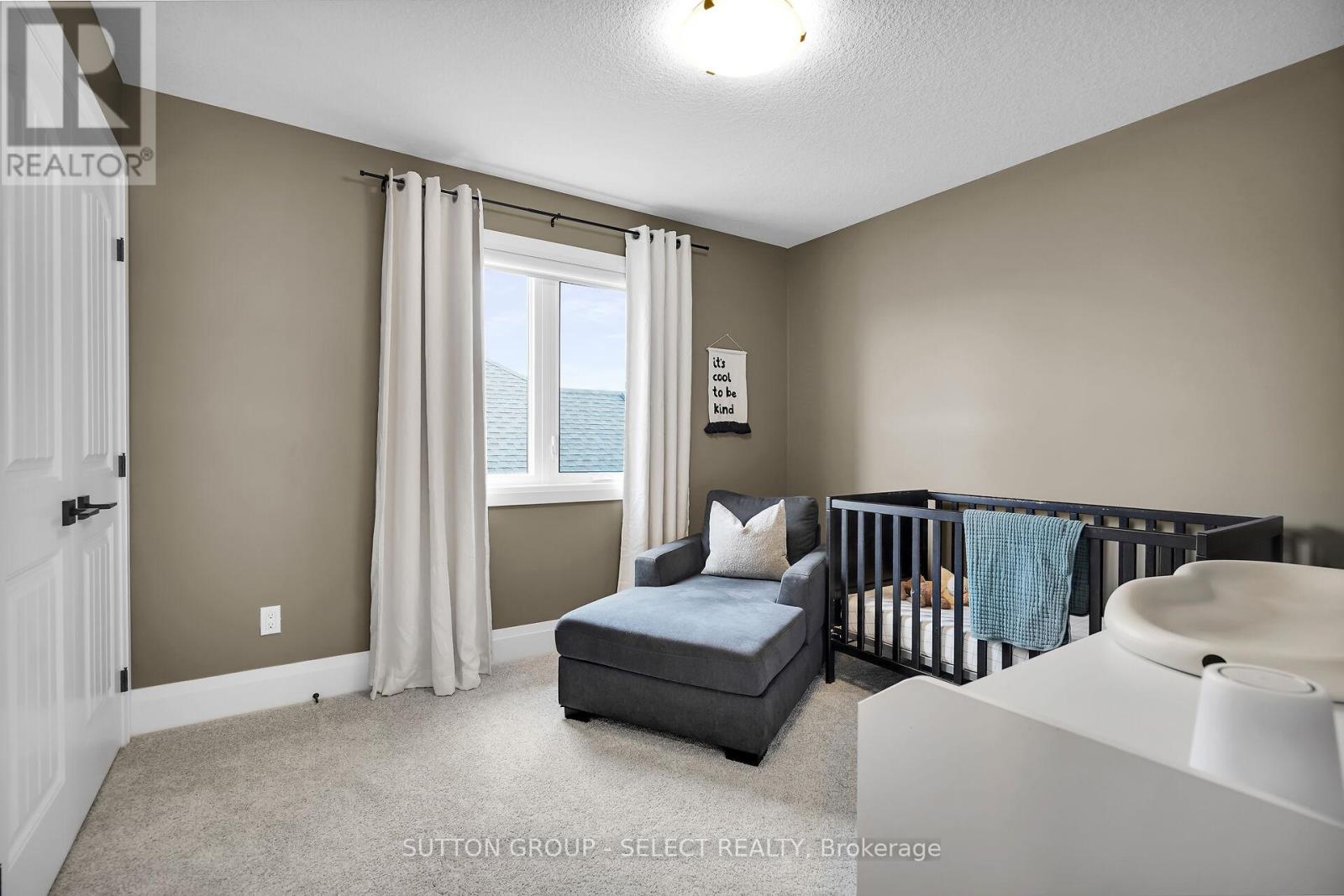 173 Collins Way, Strathroy-Caradoc, Ontario  N7G 0G2 - Photo 28 - X12864014