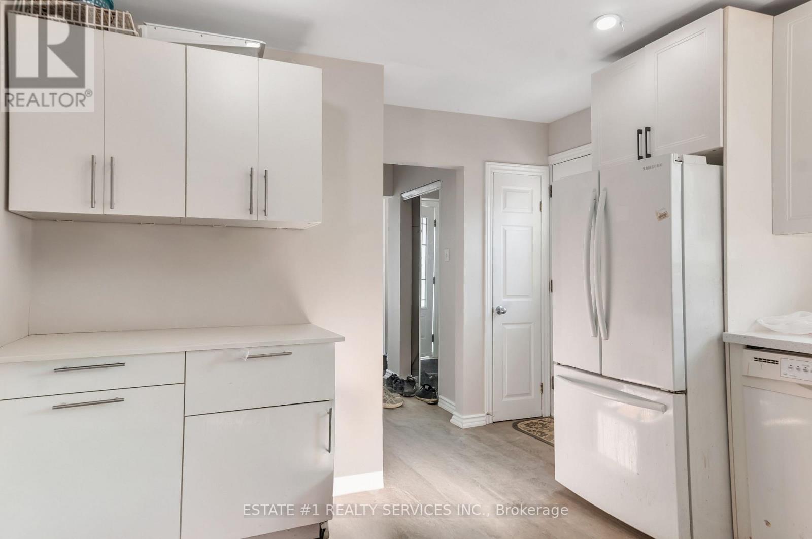 116 Addington Crescent, Brampton, Ontario  L6T 2R5 - Photo 16 - W12825450