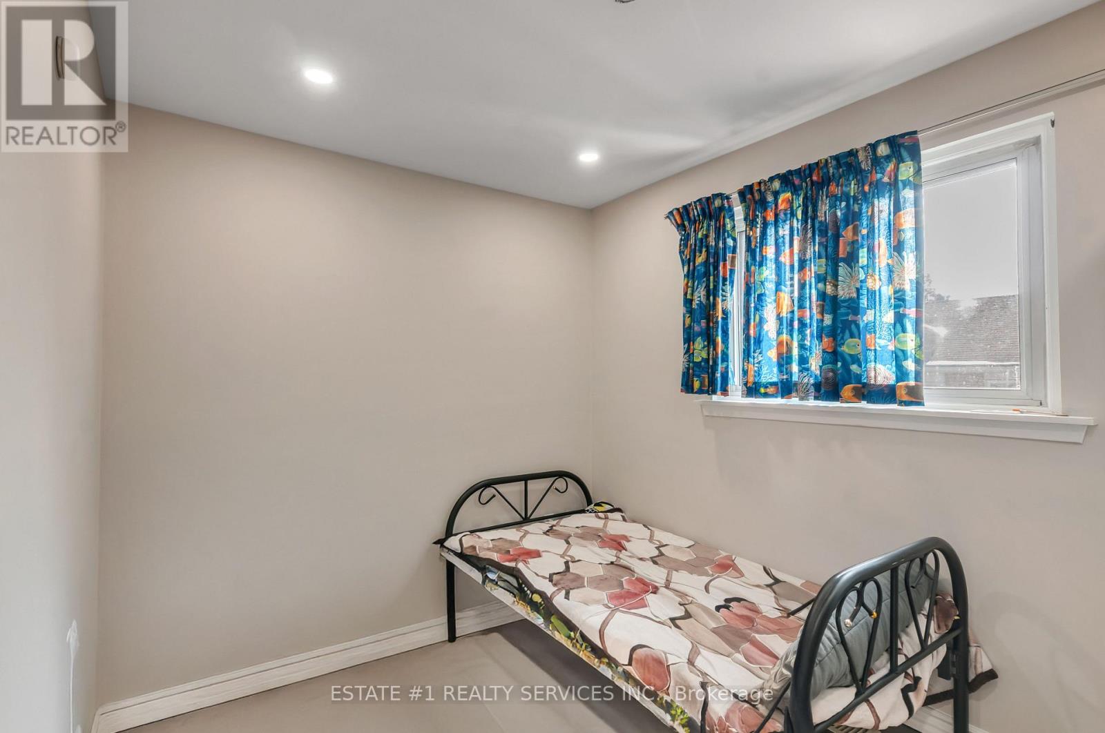 116 Addington Crescent, Brampton, Ontario  L6T 2R5 - Photo 19 - W12825450