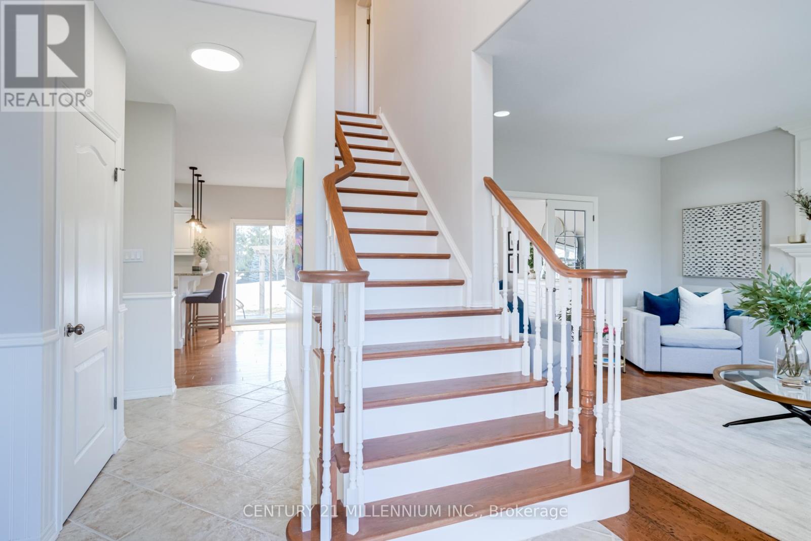 8 Madill Drive, Mono, Ontario  L9W 6G3 - Photo 4 - X12863552