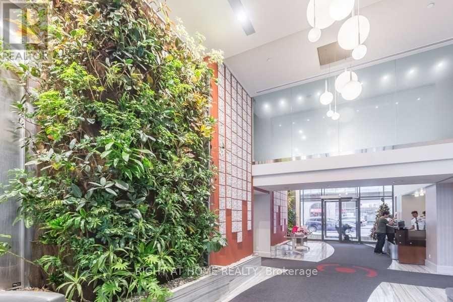 338 - 111 Elizabeth Street, Toronto, Ontario  M1P 0B6 - Photo 2 - C12864058