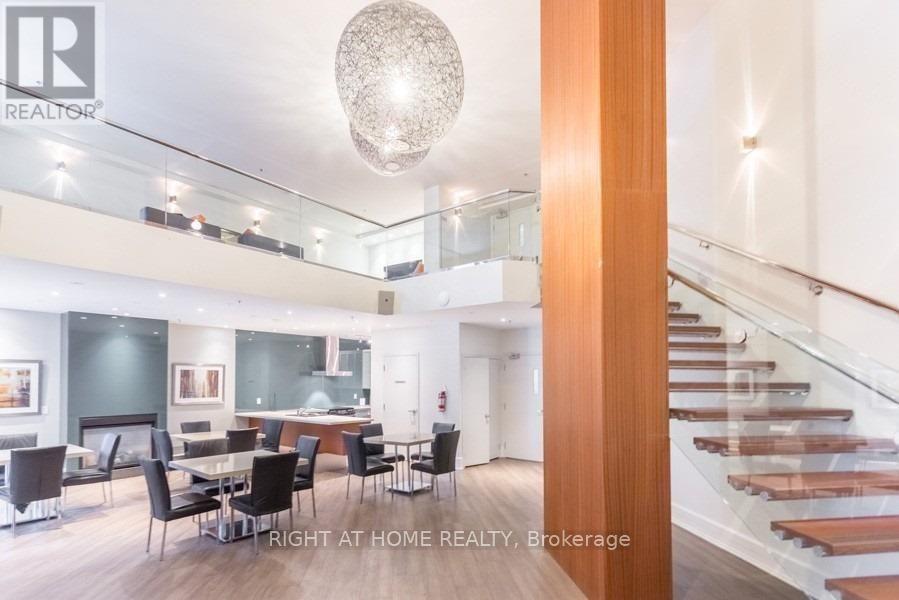 338 - 111 Elizabeth Street, Toronto, Ontario  M1P 0B6 - Photo 3 - C12864058