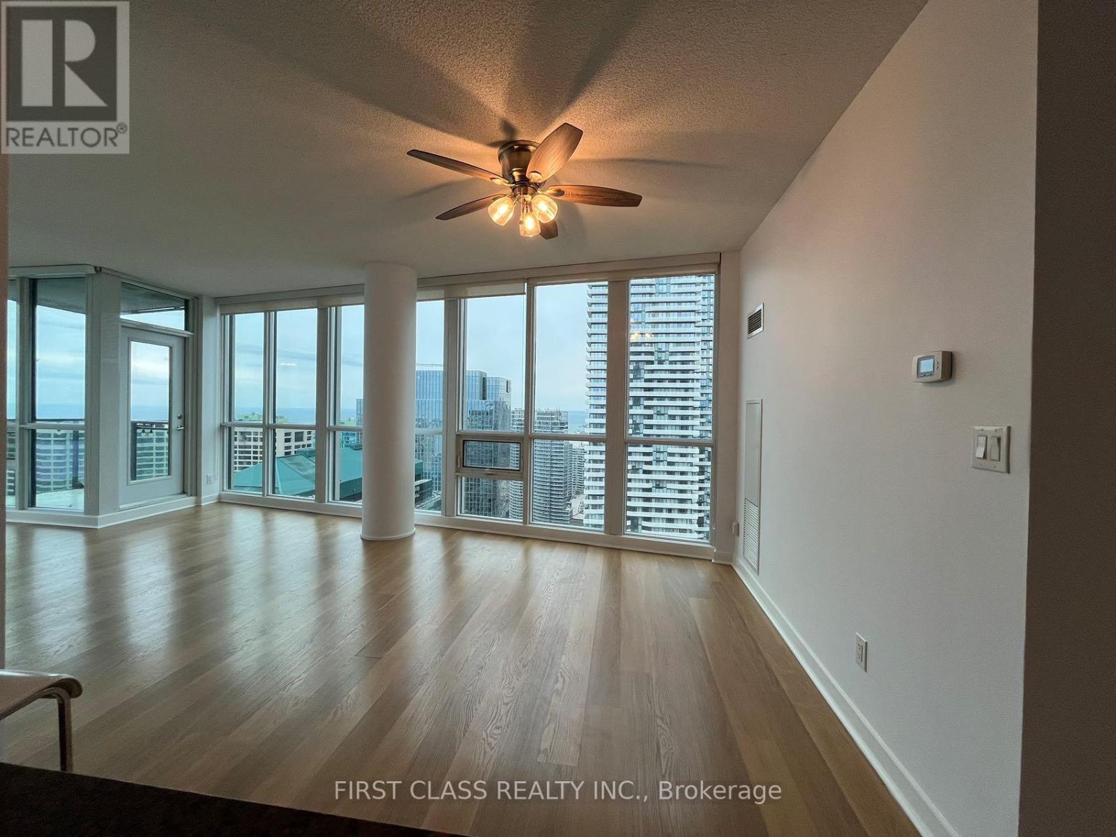 4112 - 33 Bay Street, Toronto, Ontario  M5J 2Z3 - Photo 2 - C12864096