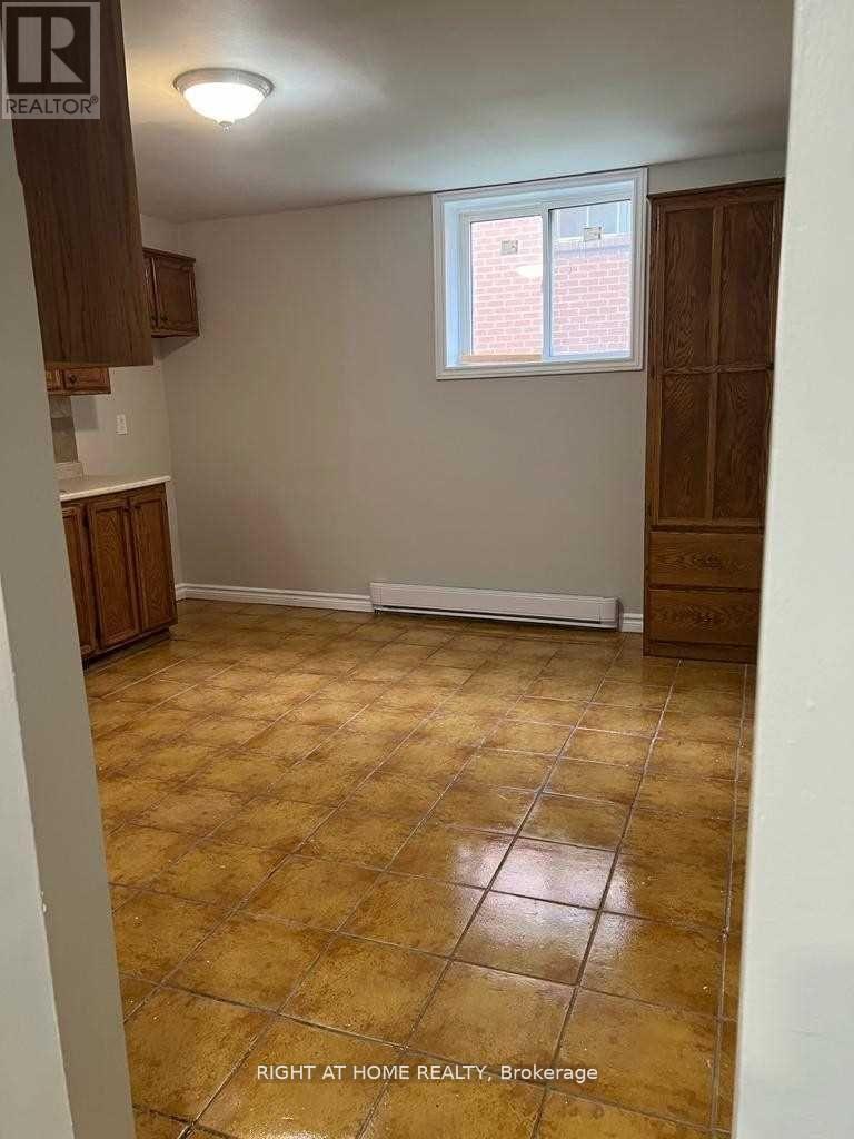 328 Malaga Road, Oshawa, Ontario  L1J 1N7 - Photo 13 - E12864016