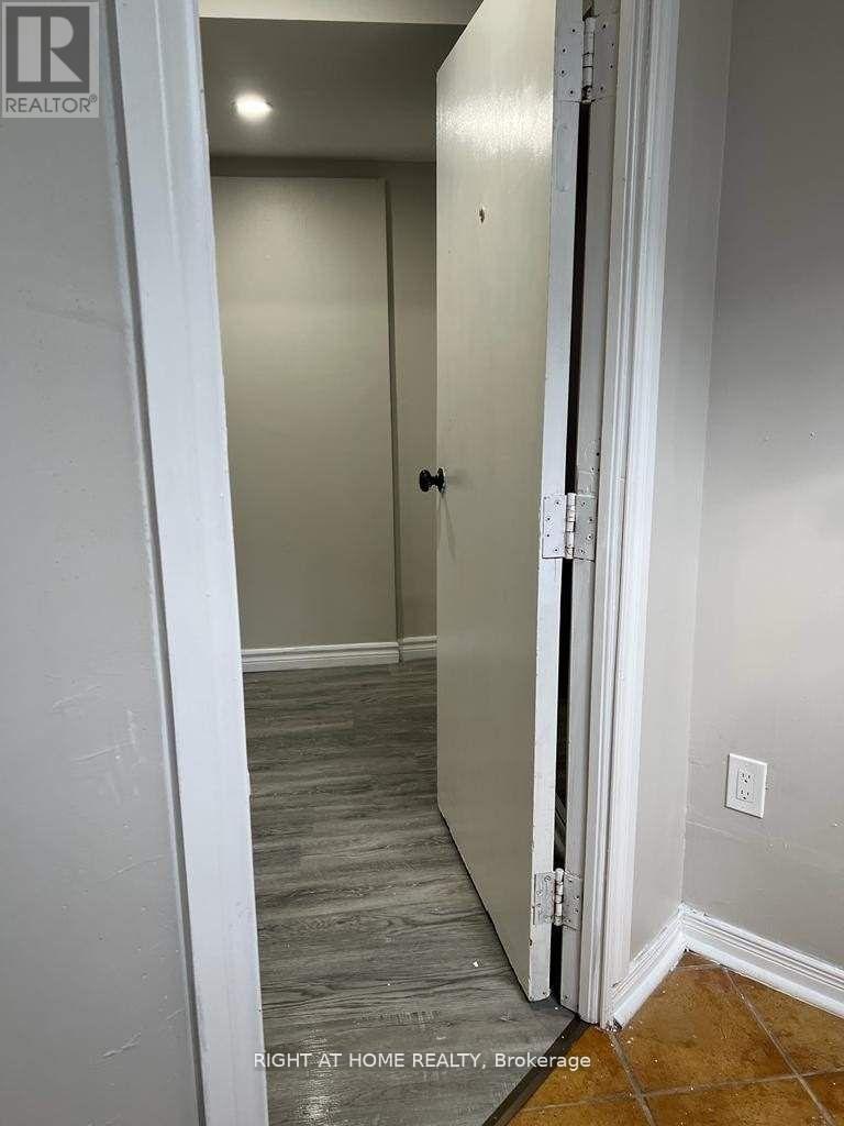 328 Malaga Road, Oshawa, Ontario  L1J 1N7 - Photo 15 - E12864016