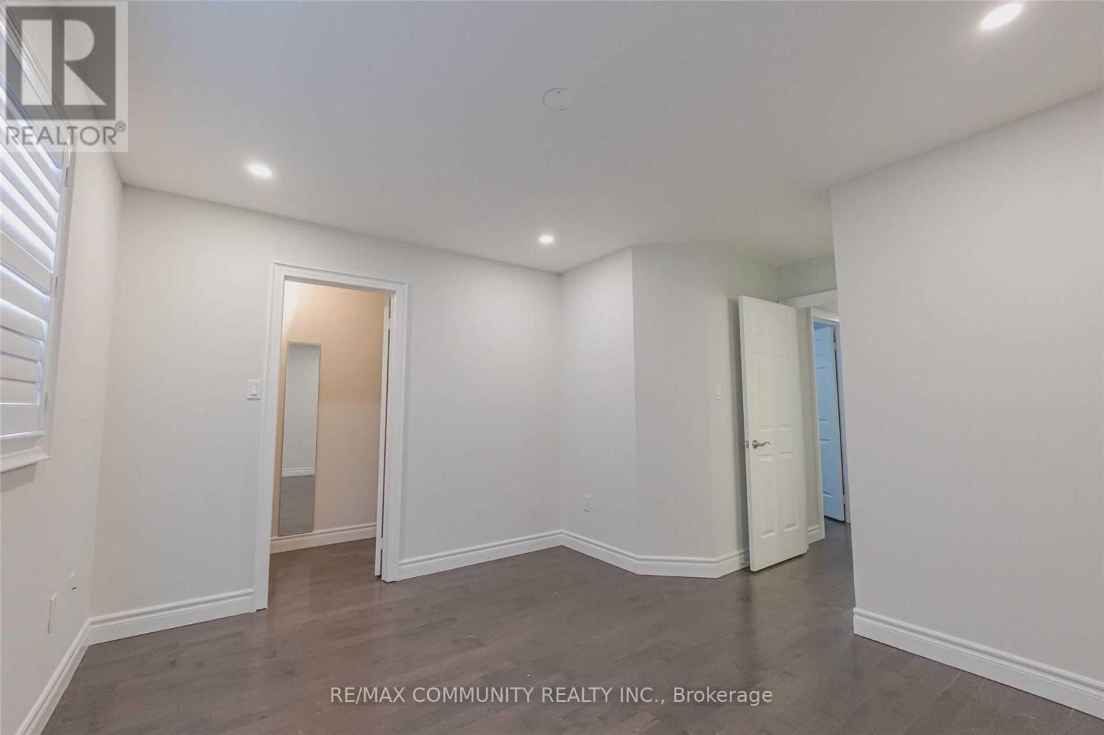 55 Longueuil Place, Whitby, Ontario  L1R 3G9 - Photo 14 - E12864054