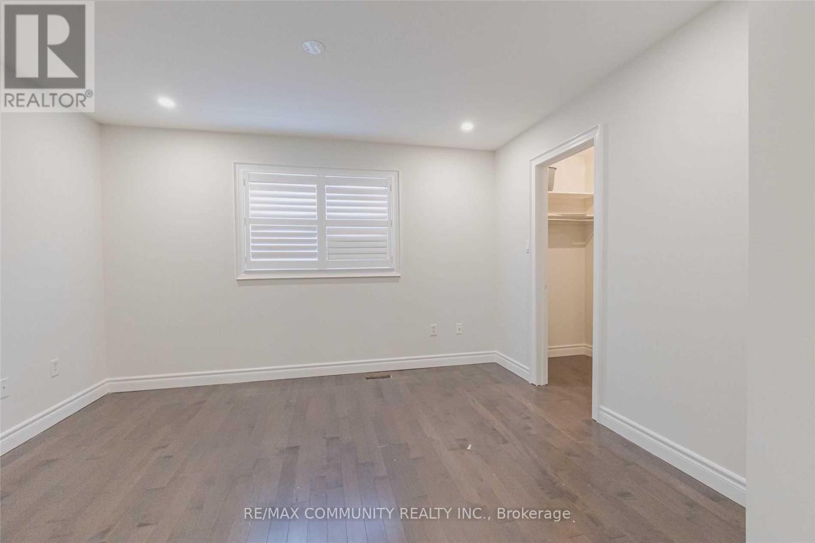 55 Longueuil Place, Whitby, Ontario  L1R 3G9 - Photo 17 - E12864054