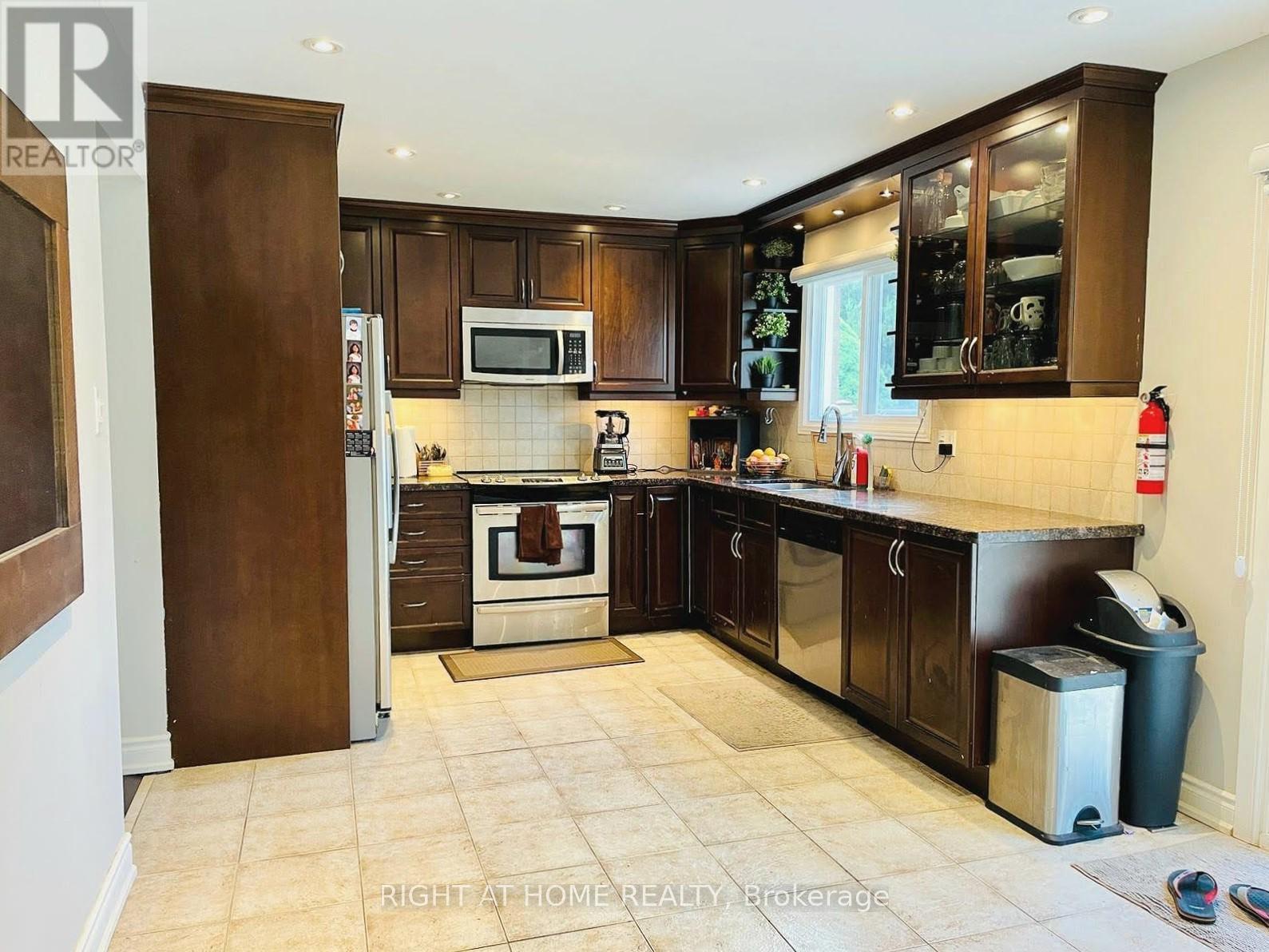 58 Emeline Crescent, Markham, Ontario  L3P 4G4 - Photo 13 - N12864032