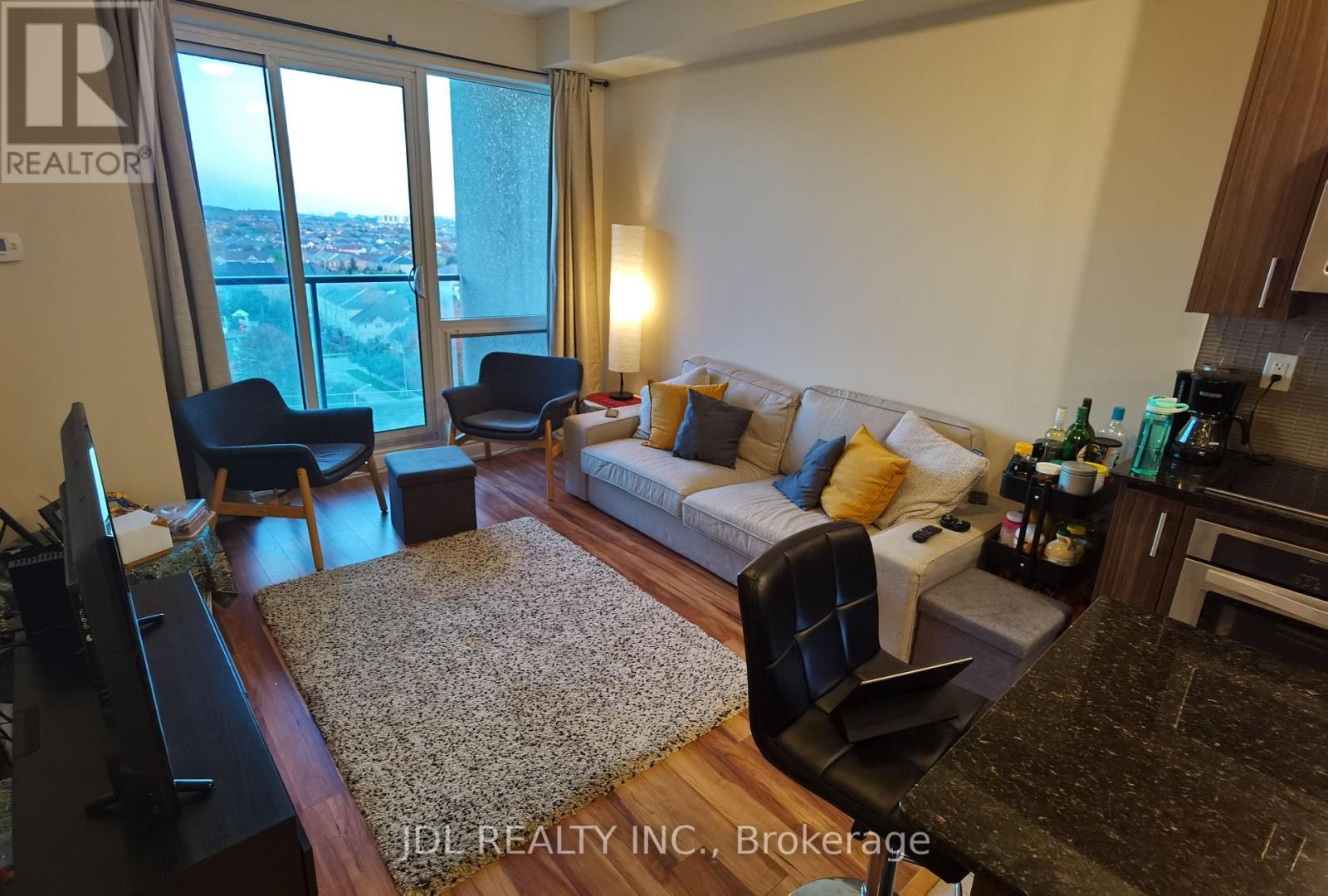 1007 - 9088 Yonge Street, Richmond Hill, Ontario  L4C 0Y6 - Photo 6 - N12864042