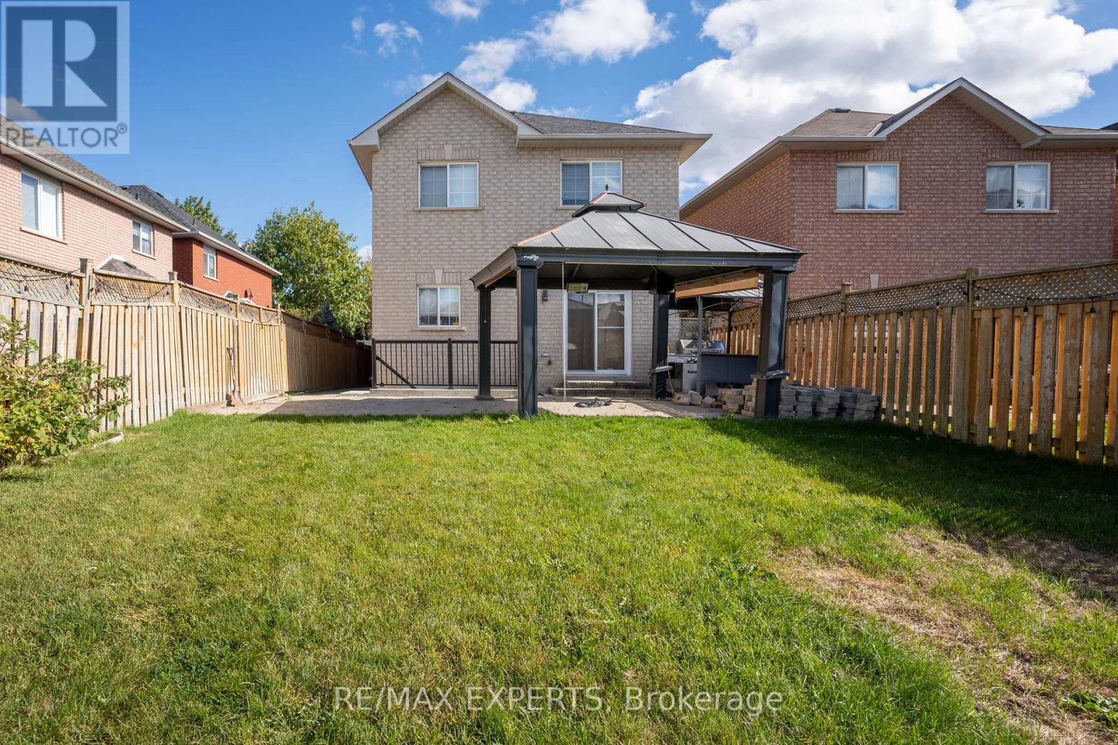 10 Blue Diamond Terr Terrace, Vaughan, Ontario  L4H 2G3 - Photo 2 - N12864066