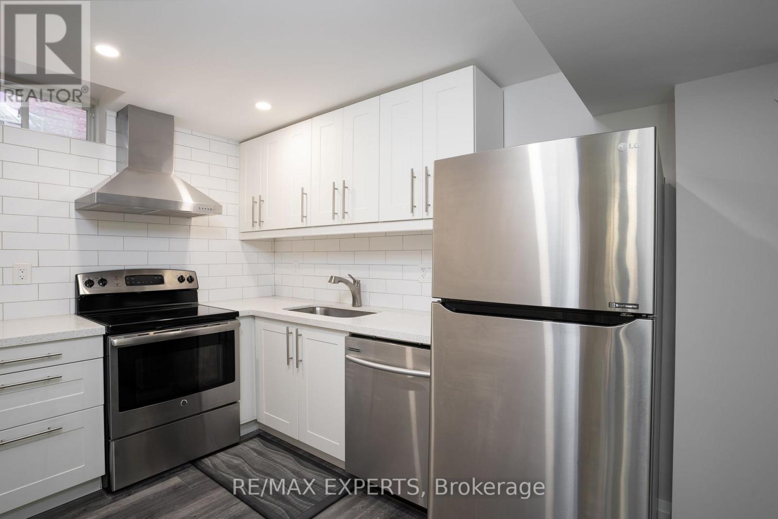 10 Blue Diamond Terr Terrace, Vaughan, Ontario  L4H 2G3 - Photo 7 - N12864066