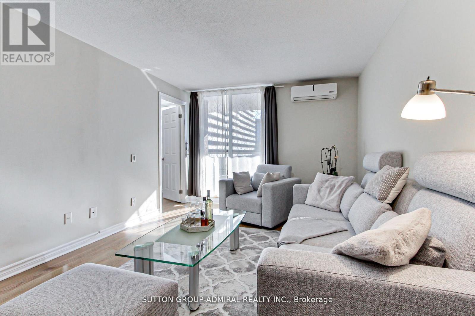 303 - 1 Royal Orchard Boulevard, Markham, Ontario  L3T 3C2 - Photo 17 - N12864072