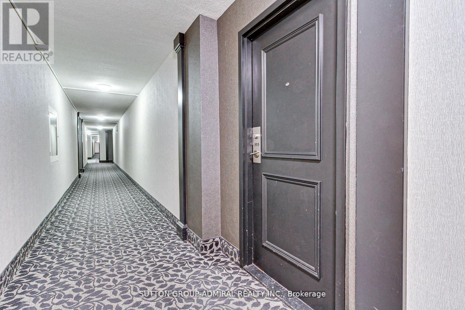 303 - 1 Royal Orchard Boulevard, Markham, Ontario  L3T 3C2 - Photo 7 - N12864072