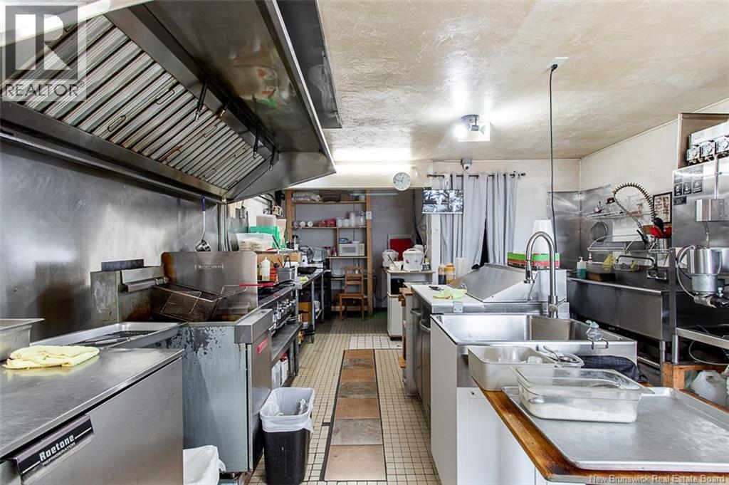 498 Champlain Street, Dieppe, New Brunswick  E1A 1P4 - Photo 13 - NB134201