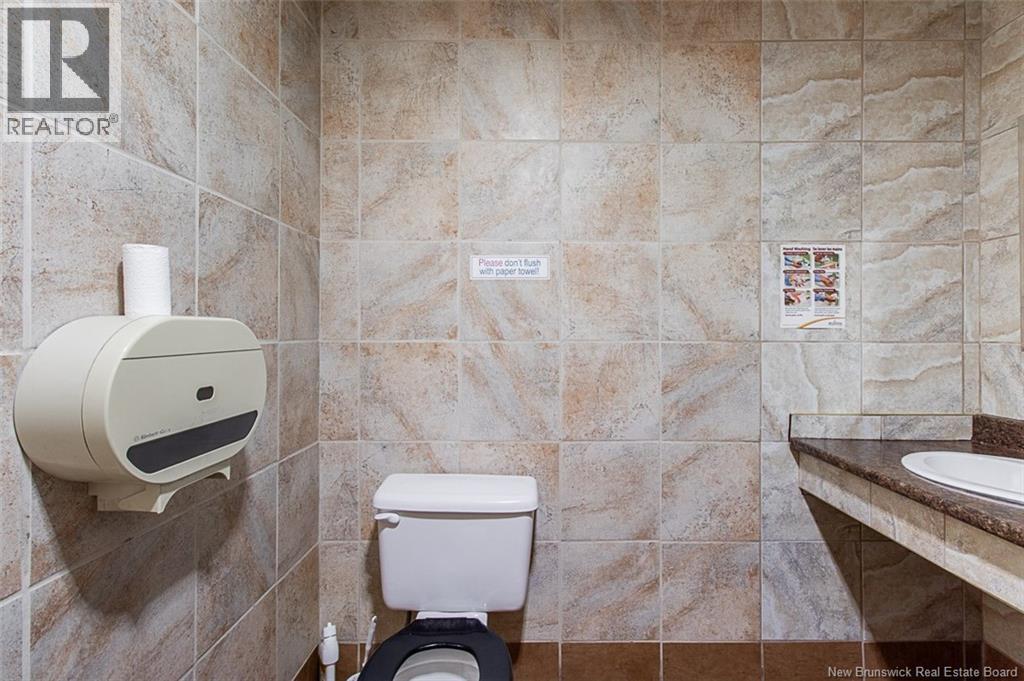 498 Champlain Street, Dieppe, New Brunswick  E1A 1P4 - Photo 16 - NB134201