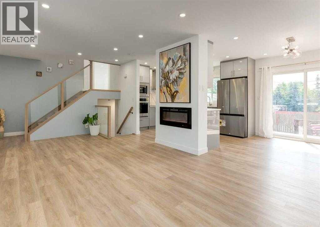 4216 Brisebois Drive Nw, Calgary, Alberta  T2L 2E7 - Photo 2 - A2291244