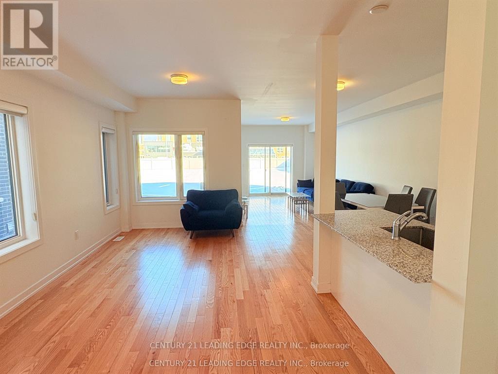 11 Liam Foudy Court, Toronto, Ontario  M1P 0G3 - Photo 15 - E12863696