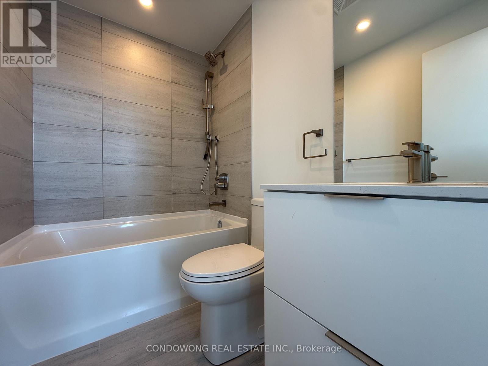 2109 - 1 Fairview Road E, Mississauga, Ontario  L5A 0B4 - Photo 9 - W12852096