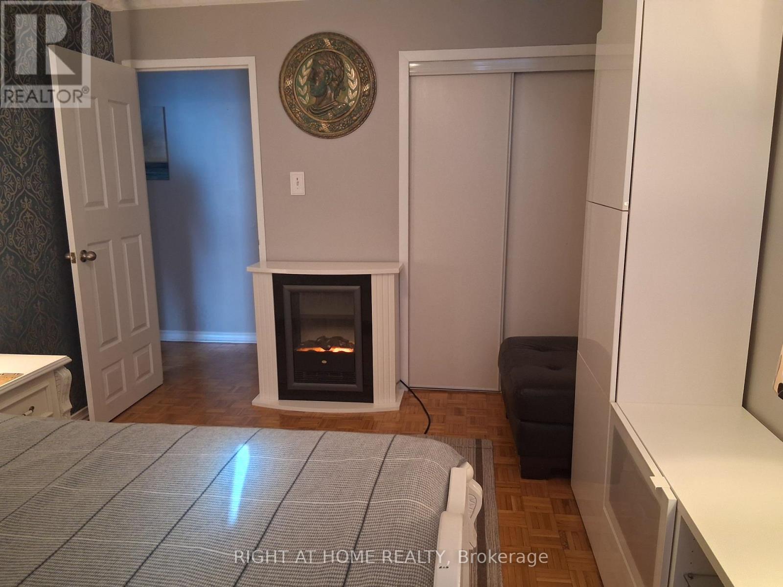 1010 - 235 Grandravine Drive, Toronto, Ontario  M3N 1J2 - Photo 16 - W12859560