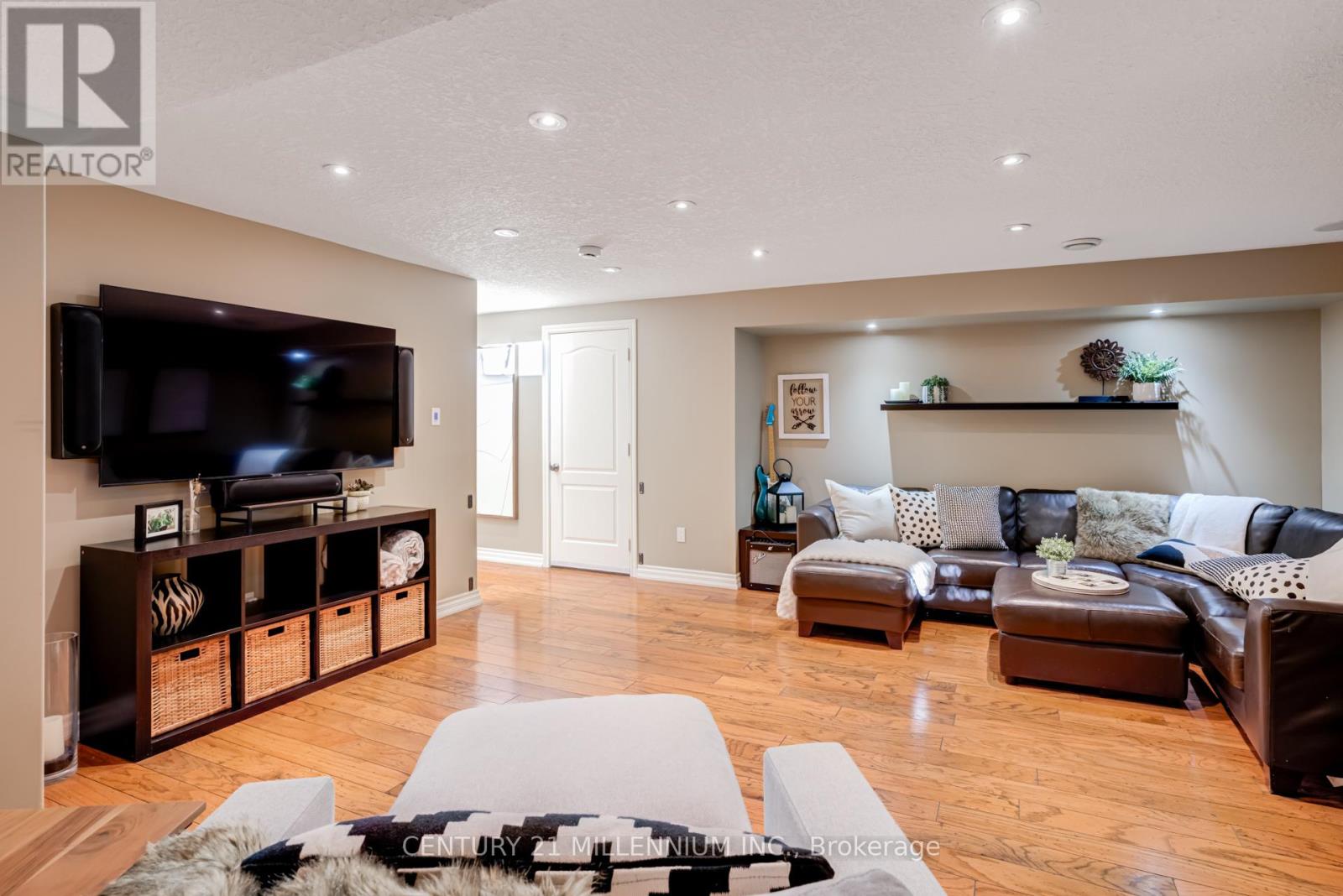 8 Madill Drive, Mono, Ontario  L9W 6G3 - Photo 37 - X12863552