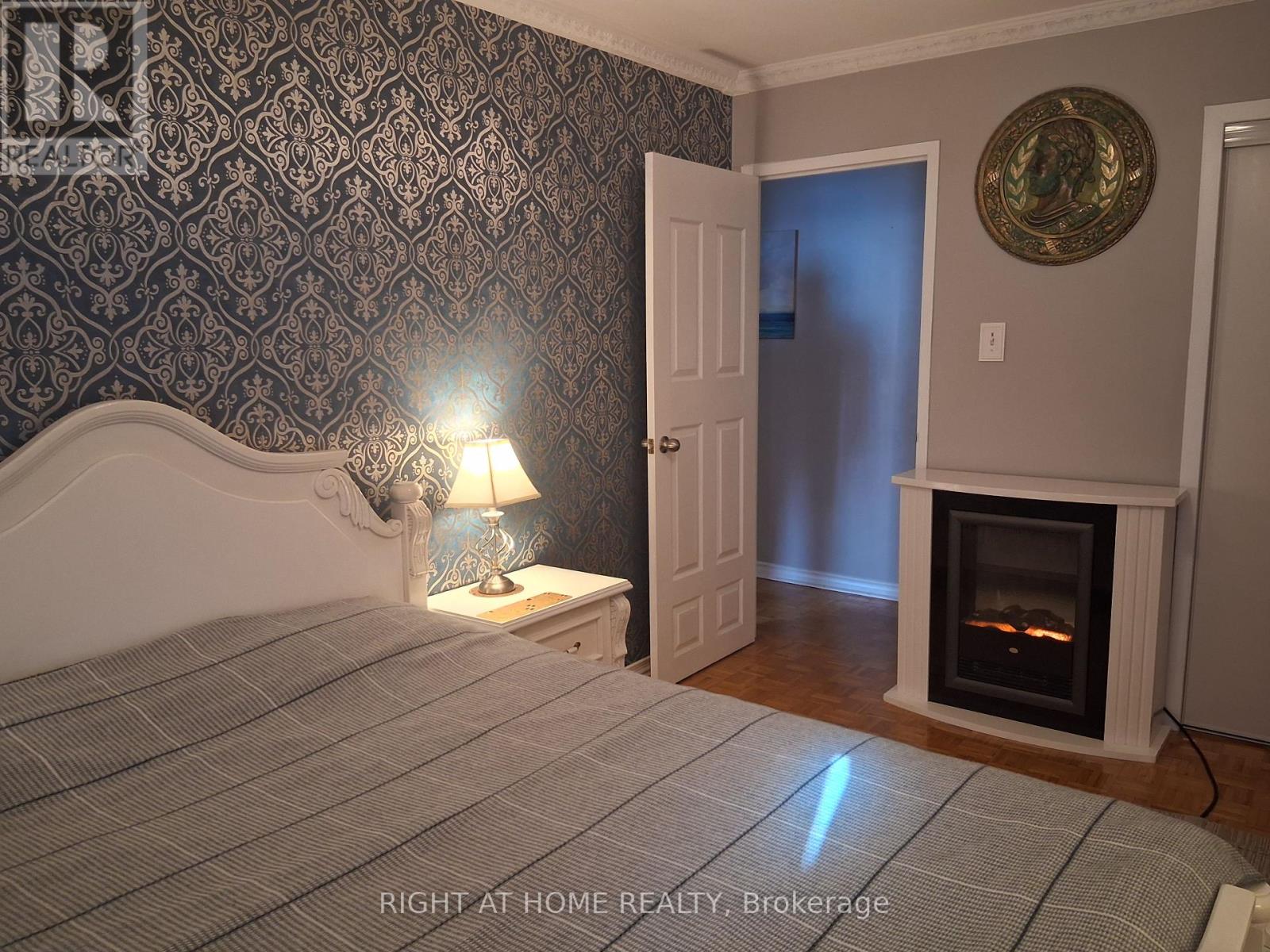 1010 - 235 Grandravine Drive, Toronto, Ontario  M3N 1J2 - Photo 17 - W12859560