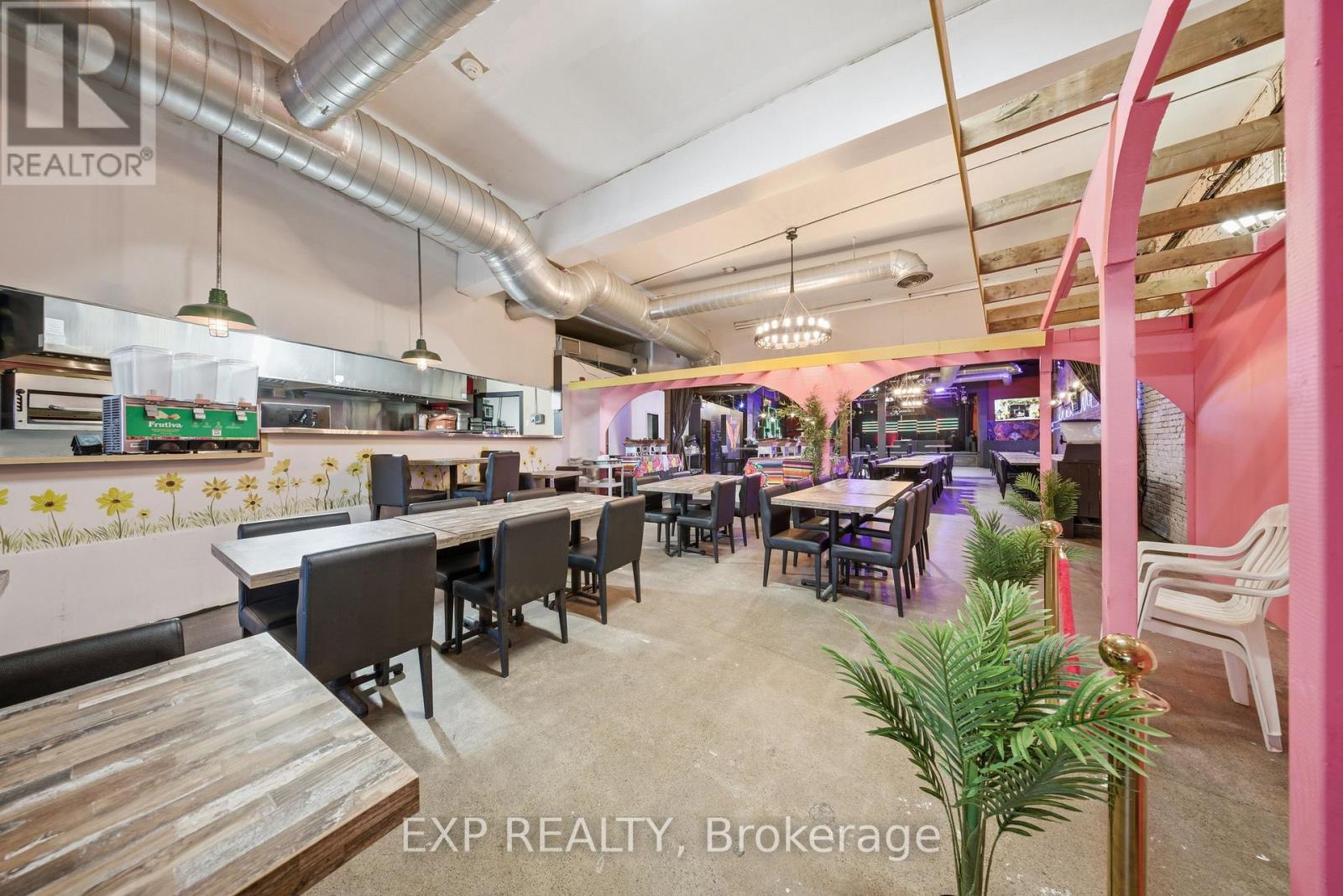 3030 Dundas Street W, Toronto, Ontario  M6P 1Z3 - Photo 10 - W12864040