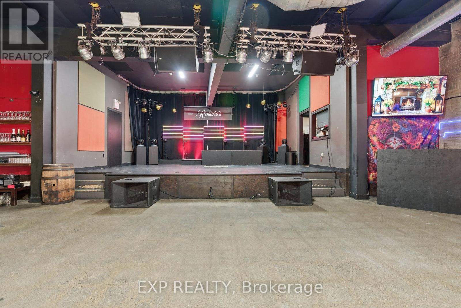 3030 Dundas Street W, Toronto, Ontario  M6P 1Z3 - Photo 15 - W12864040