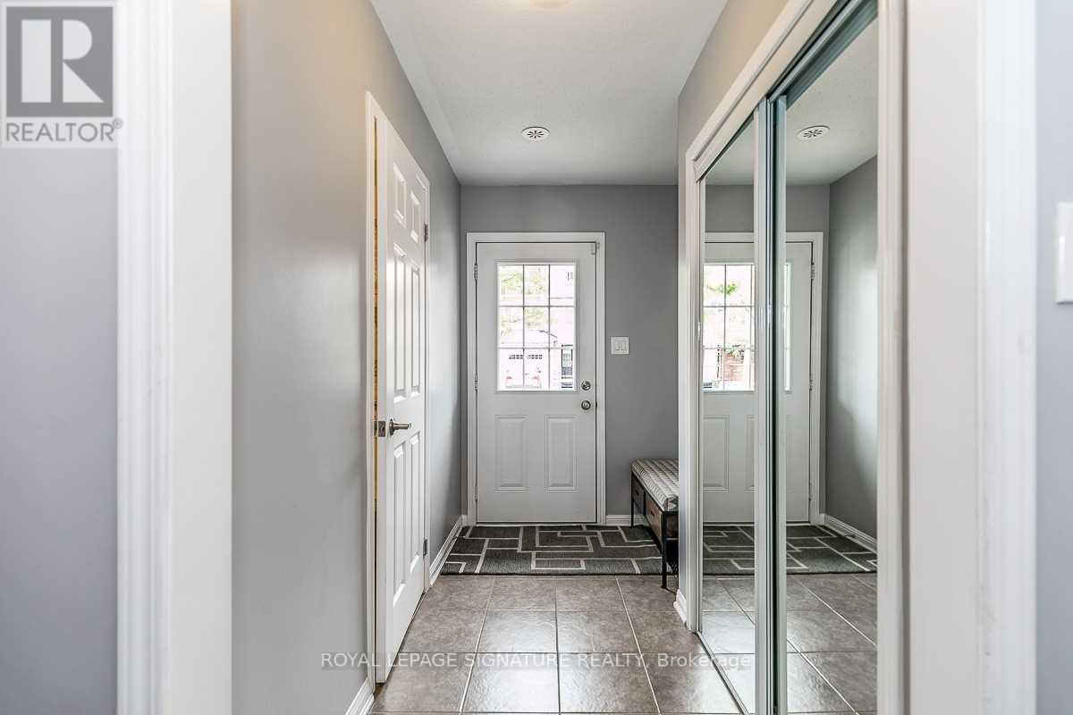 14 Butterworth Road, Brampton, Ontario  L1T 4W8 - Photo 2 - W12864044