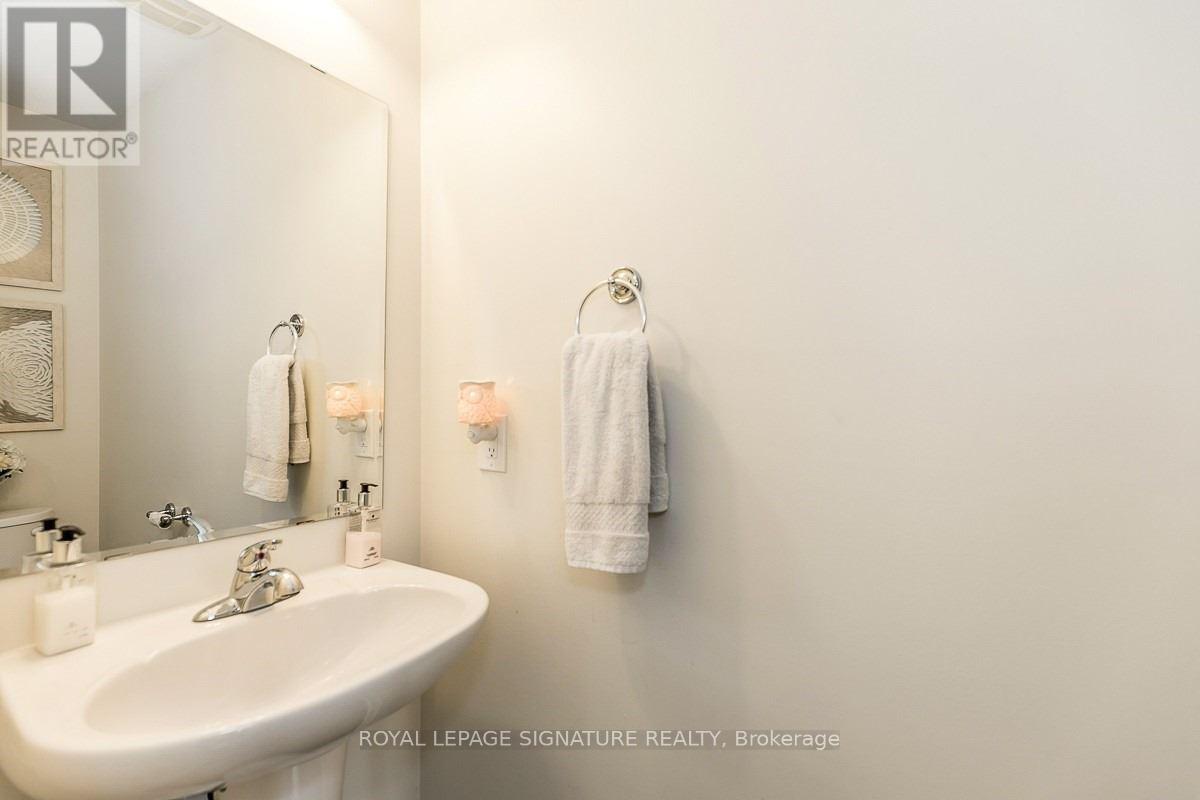 14 Butterworth Road, Brampton, Ontario  L1T 4W8 - Photo 4 - W12864044