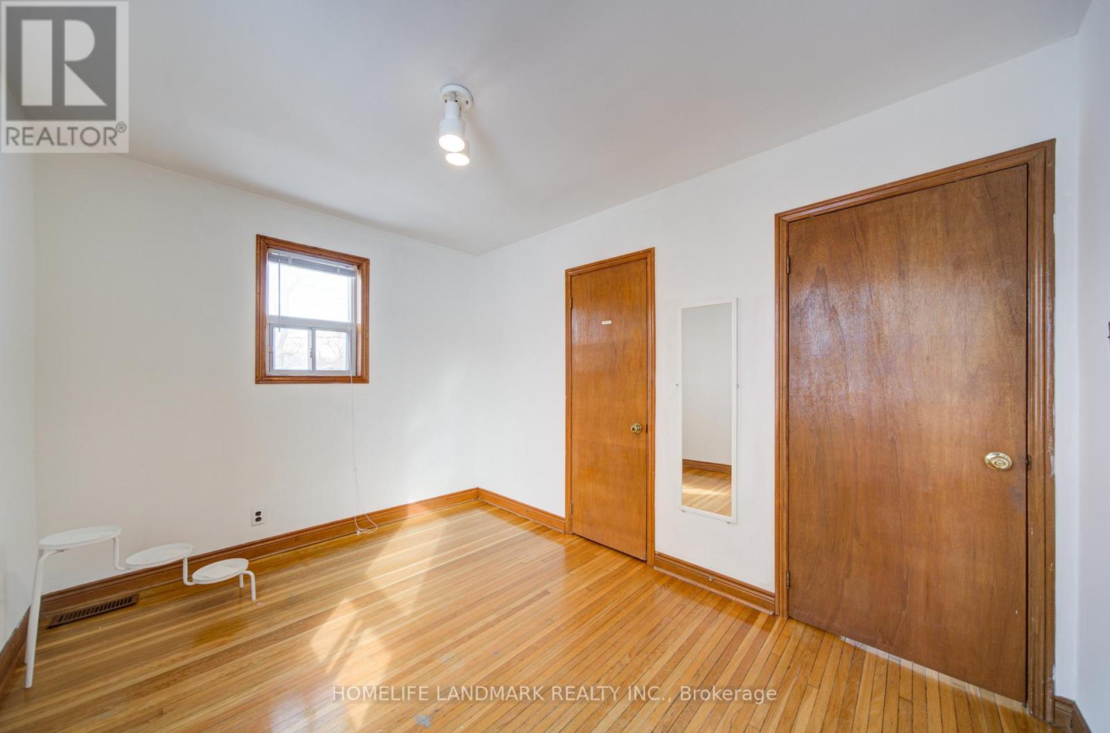 880 Shaw Street, Toronto, Ontario  M6G 3M2 - Photo 32 - W12864048