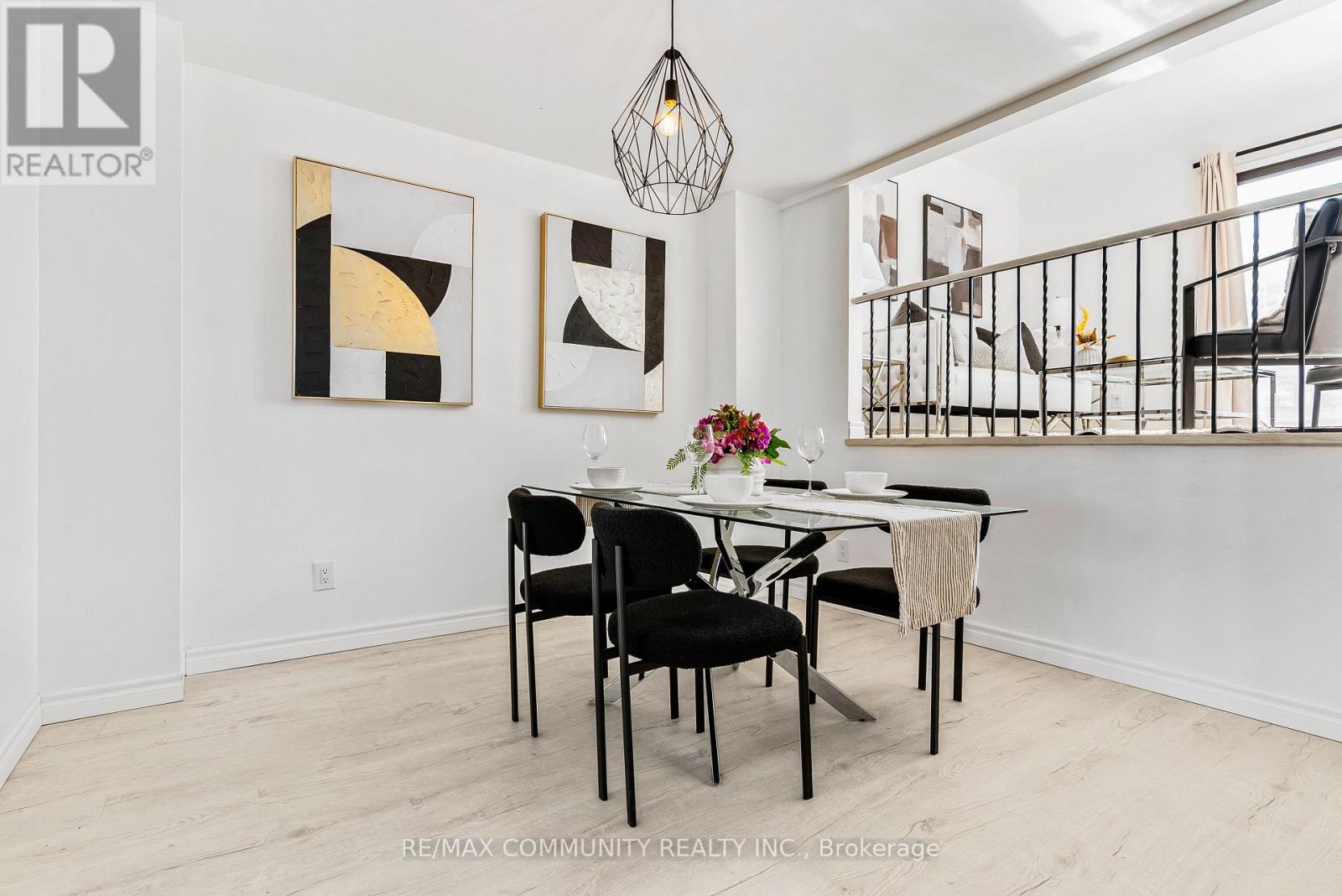 42 Kay Drive, Toronto, Ontario  M9V 4V6 - Photo 9 - W12864068