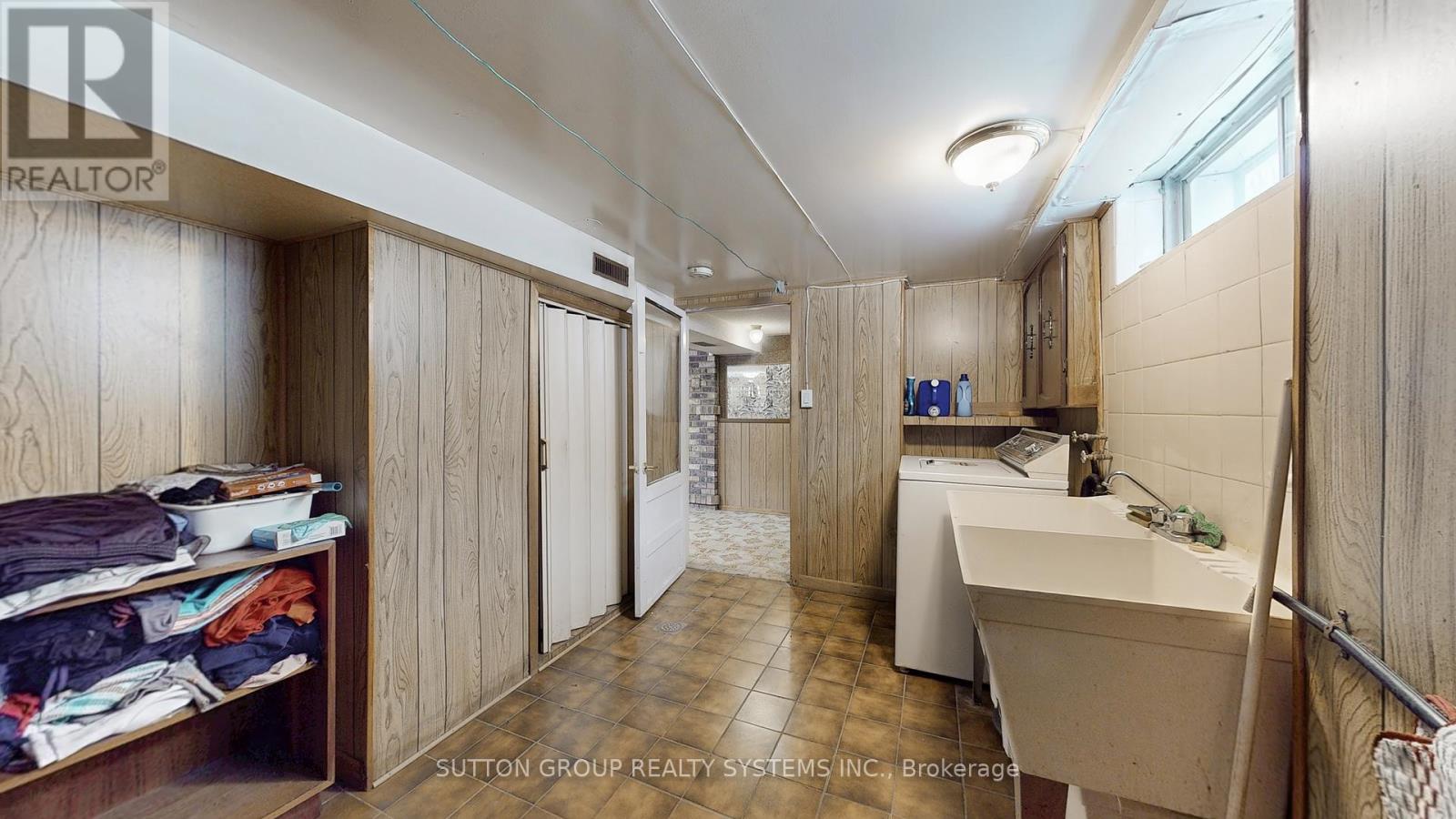 199 Strathnairn Avenue, Toronto, Ontario  M6M 2G6 - Photo 26 - W12864090