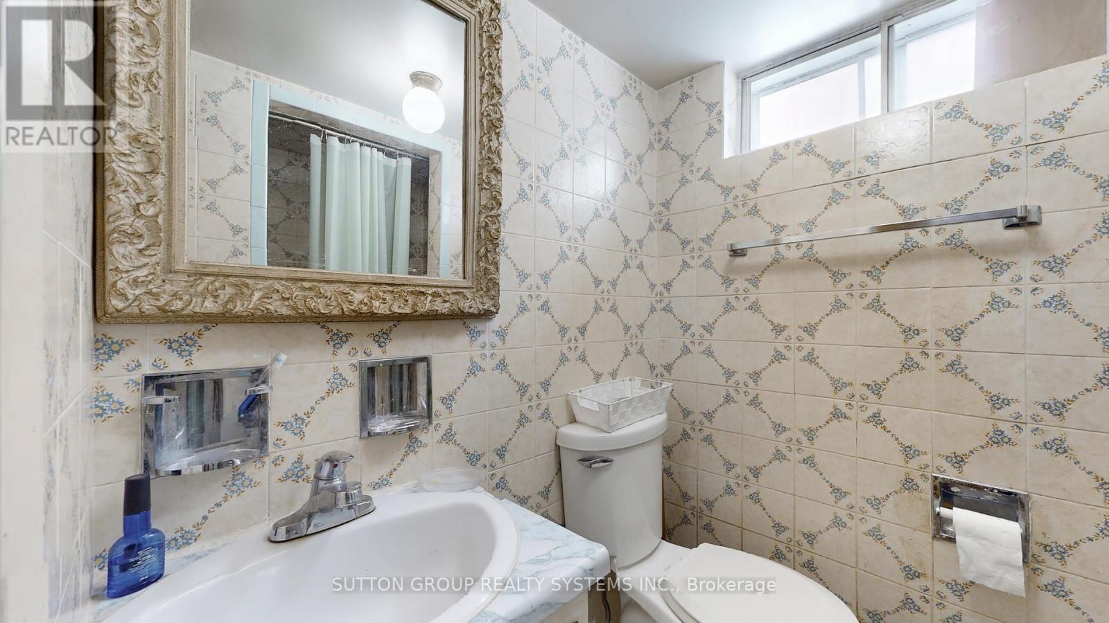 199 Strathnairn Avenue, Toronto, Ontario  M6M 2G6 - Photo 28 - W12864090