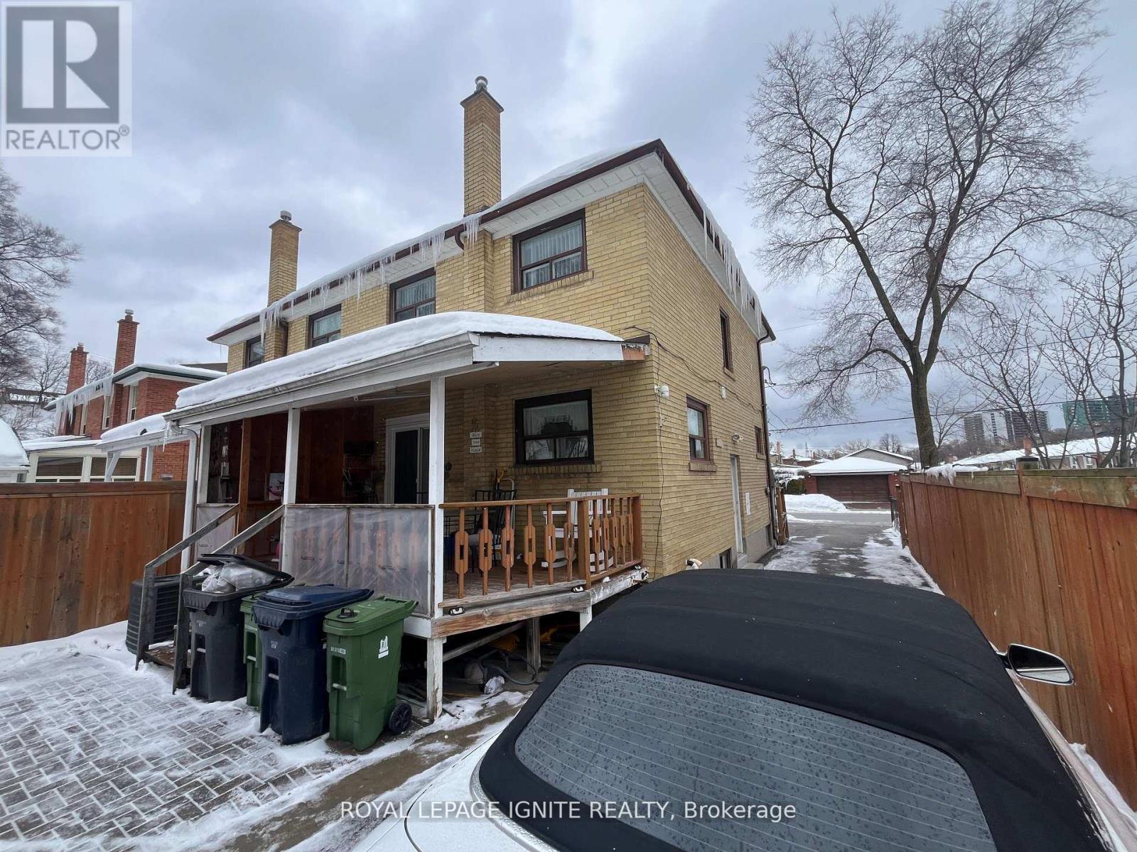 55 Dalrymple Drive, Toronto, Ontario  M6N 4S2 - Photo 26 - W12864094