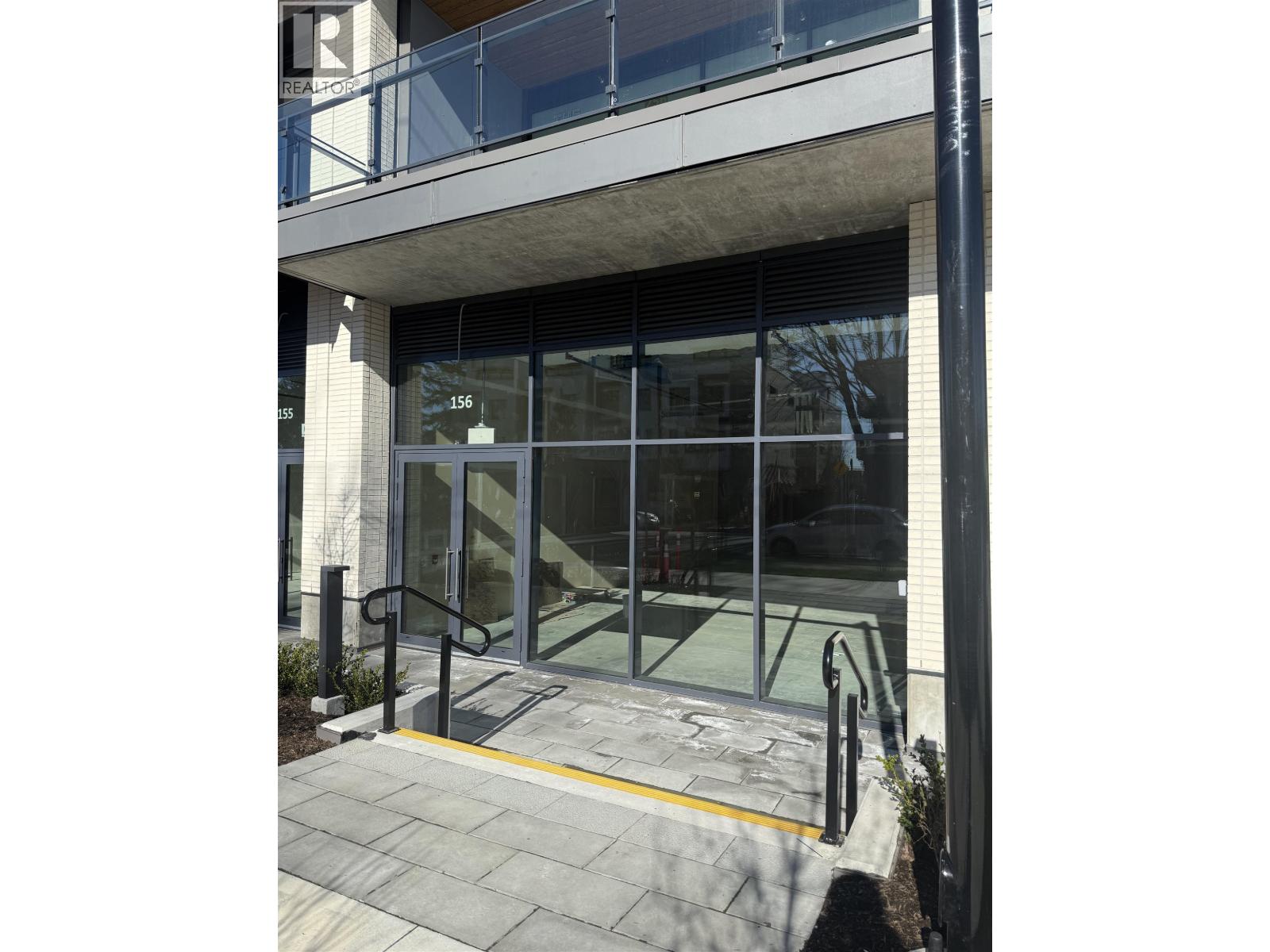 156 422 E 3rd Street, North Vancouver, British Columbia  V7L 0K1 - Photo 2 - C8076823