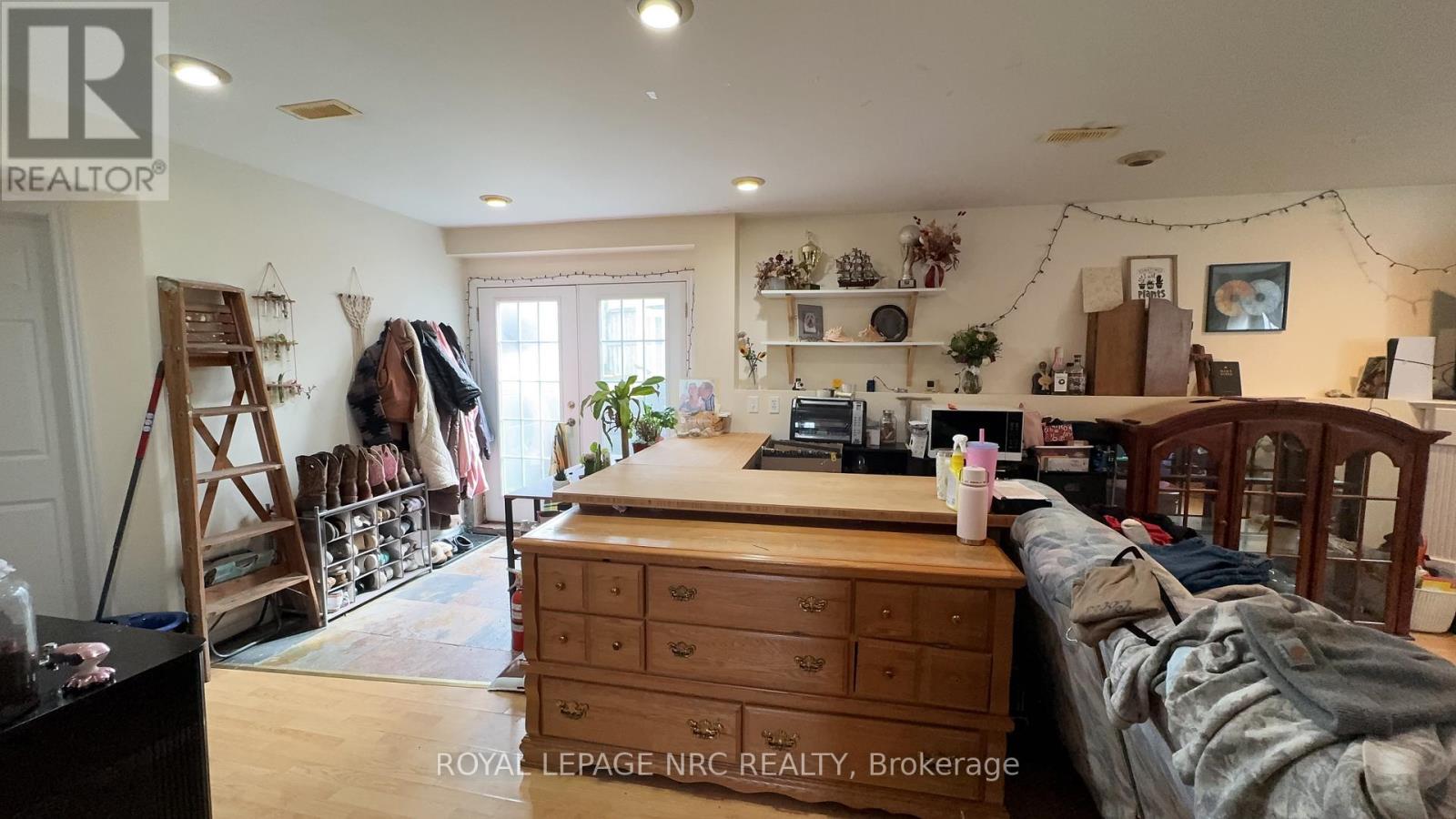 63 Jackson Court E, Welland, Ontario  L3C 7G4 - Photo 17 - X12864098