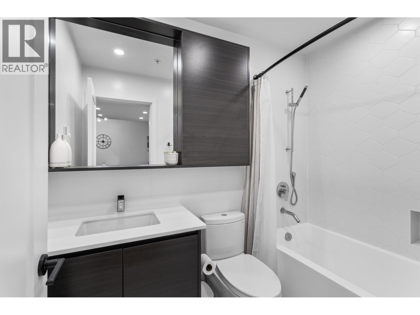 108 55 Klahanie Drive, Port Moody, British Columbia  V3H 2R8 - Photo 16 - R3097820