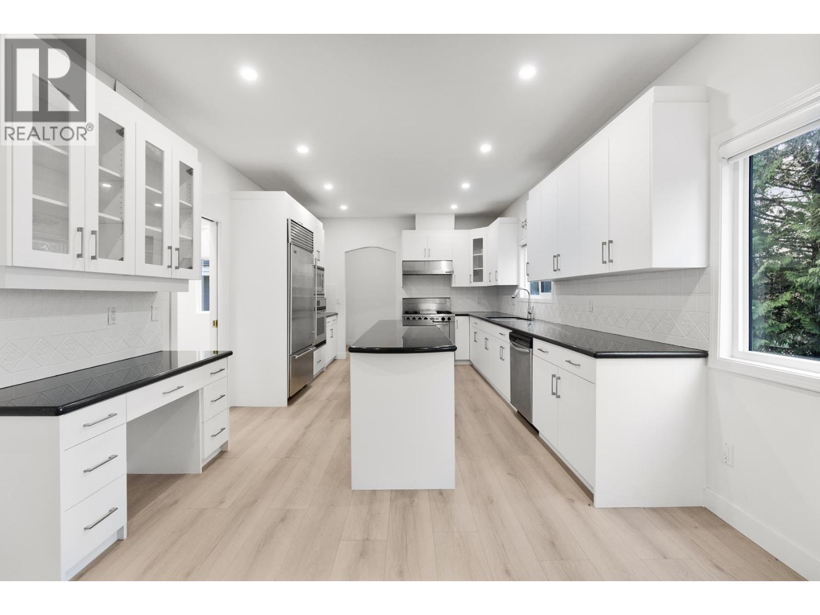 6998 Fielding Court, Burnaby, British Columbia  V5A 1Y5 - Photo 14 - R3097785