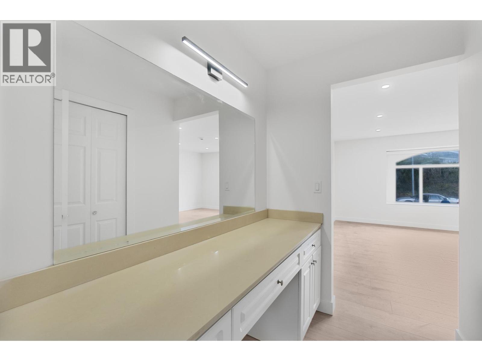 6998 Fielding Court, Burnaby, British Columbia  V5A 1Y5 - Photo 30 - R3097785