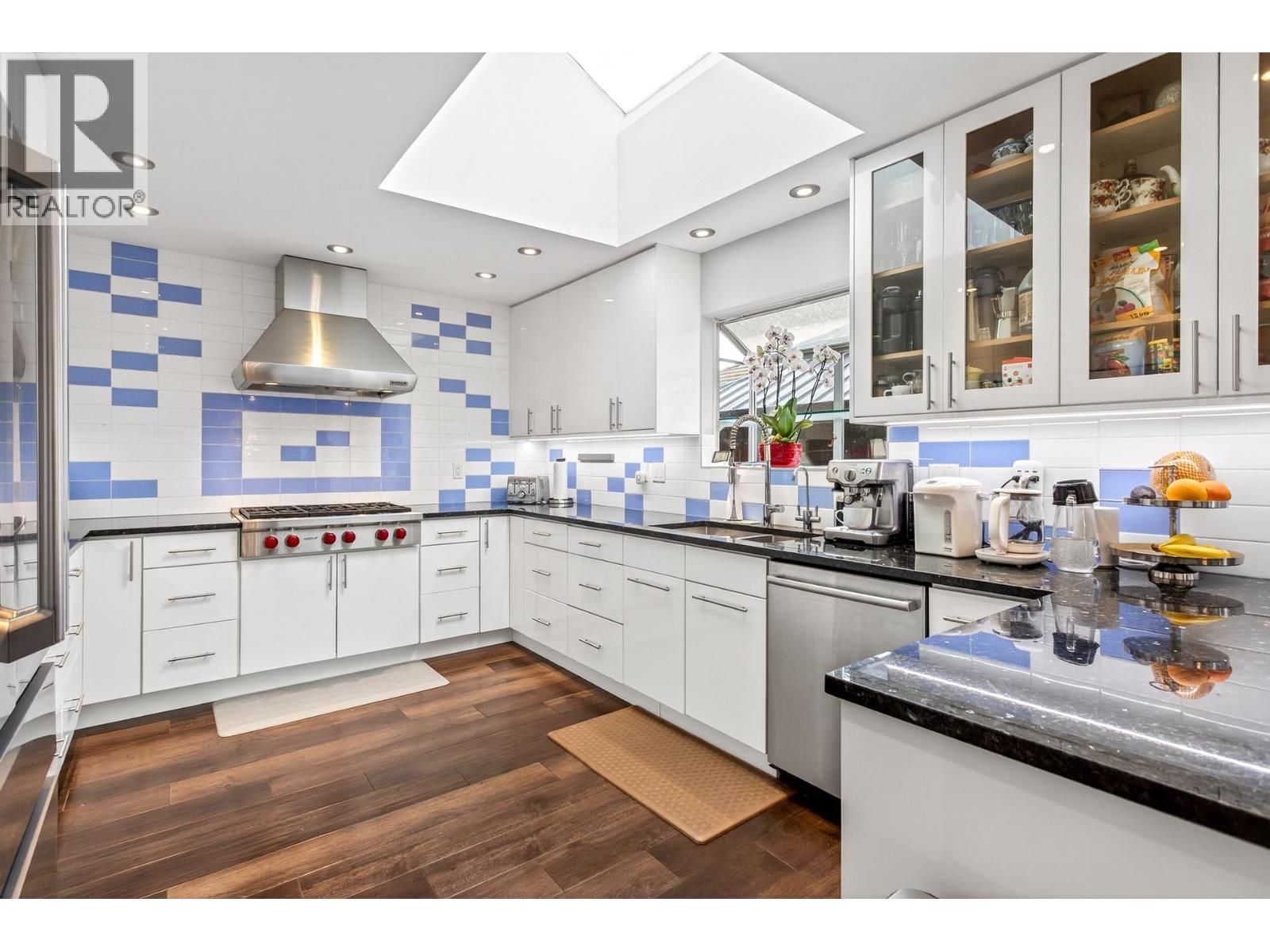 1563 W 59th Avenue, Vancouver, British Columbia  V6P 1Z1 - Photo 10 - R3097825