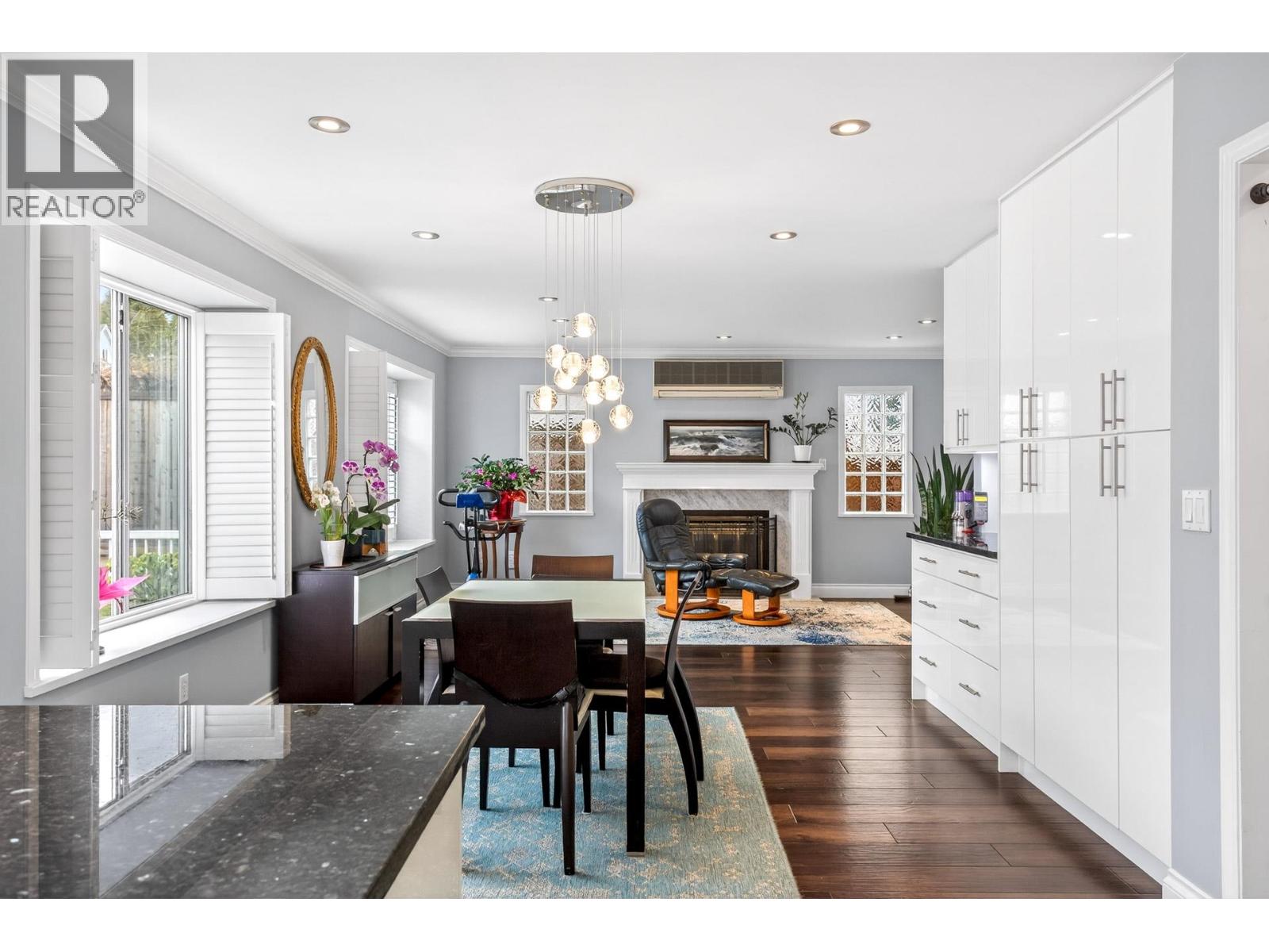 1563 W 59th Avenue, Vancouver, British Columbia  V6P 1Z1 - Photo 12 - R3097825