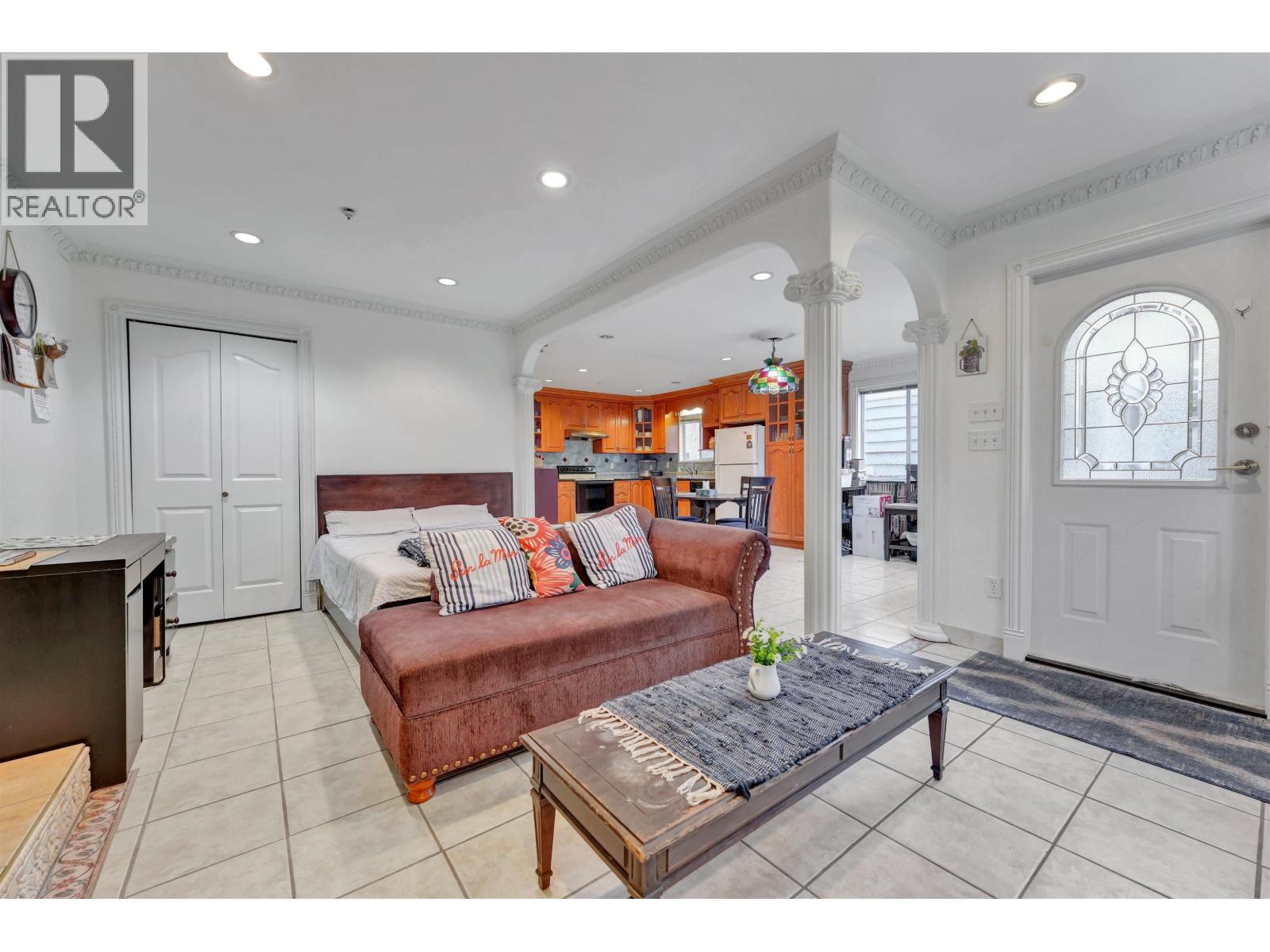 3153 Parker Street, Vancouver, British Columbia  V5K 2V4 - Photo 10 - R3097853