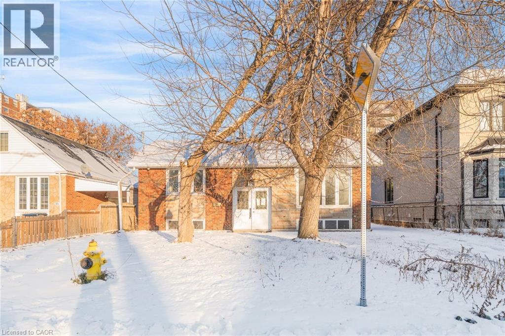 33 Elfreda Boulevard, Scarborough, Ontario  M1L 4L5 - Photo 3 - 40799873