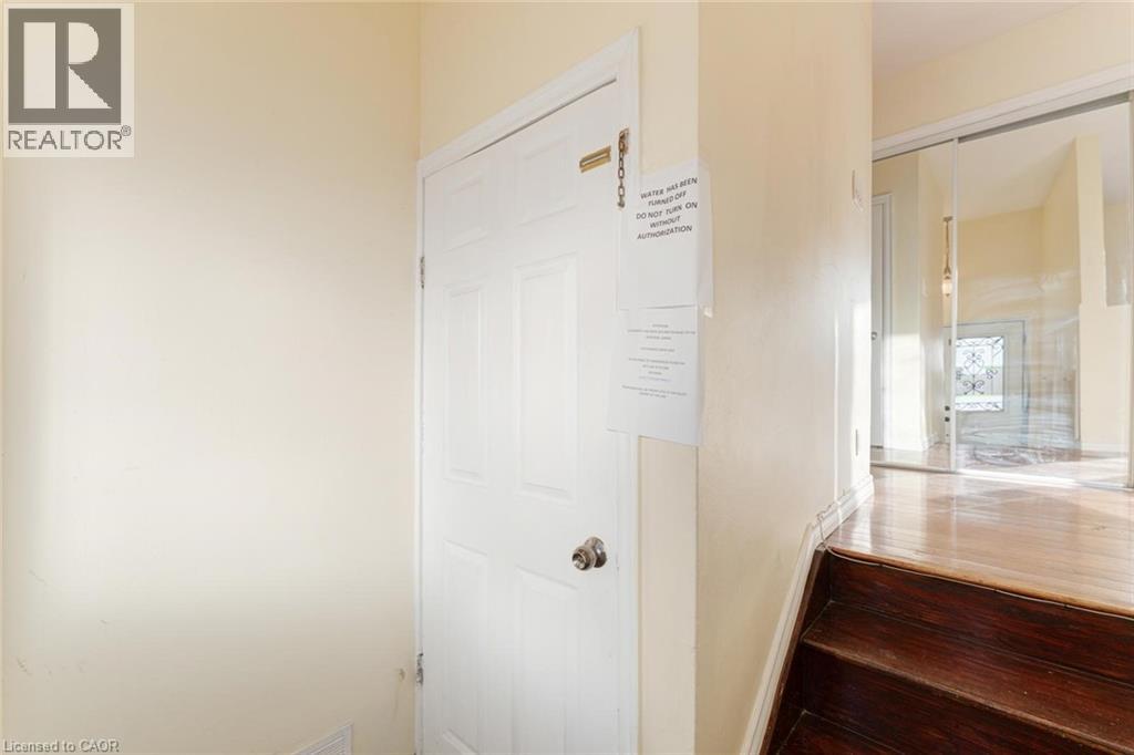 33 Elfreda Boulevard, Scarborough, Ontario  M1L 4L5 - Photo 18 - 40799873