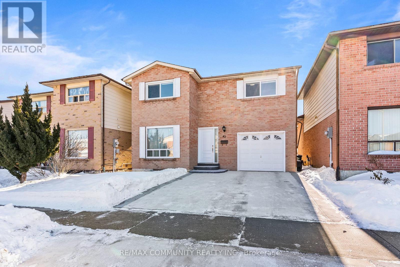 42 Kay Drive, Toronto, Ontario  M9V 4V6 - Photo 38 - W12864068