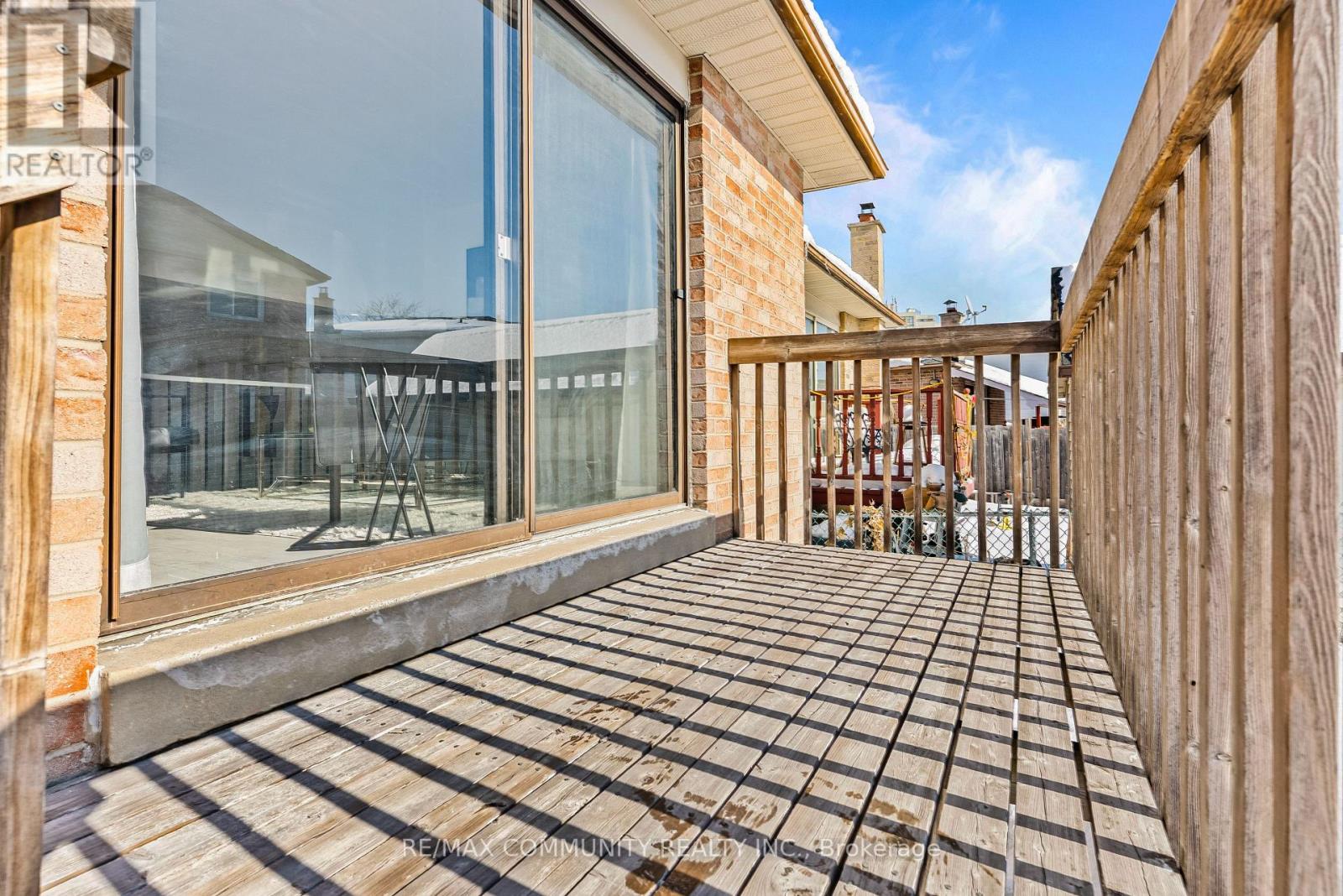 42 Kay Drive, Toronto, Ontario  M9V 4V6 - Photo 40 - W12864068