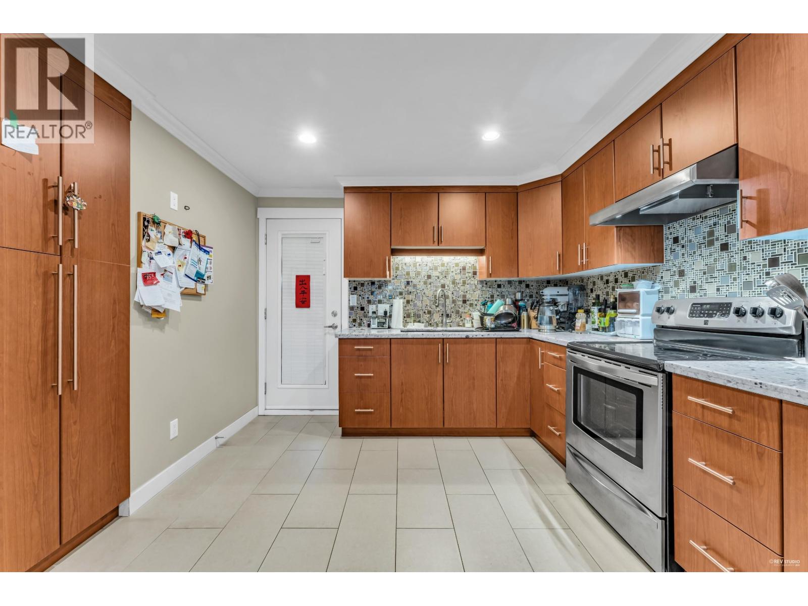 3951 Slocan Street, Vancouver, British Columbia  V5R 1Y7 - Photo 9 - R3097741